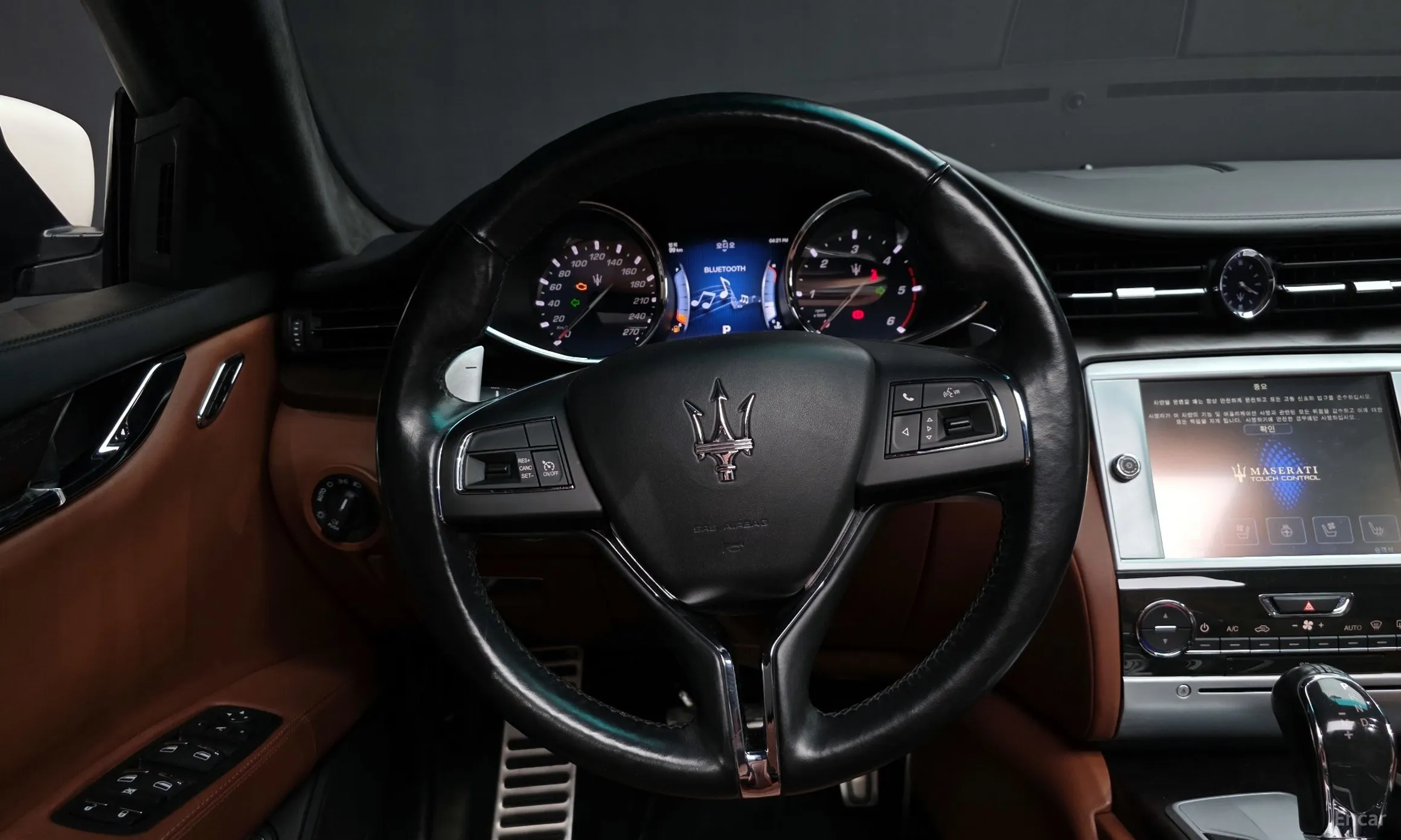 Maserati Quattroporte превью 13