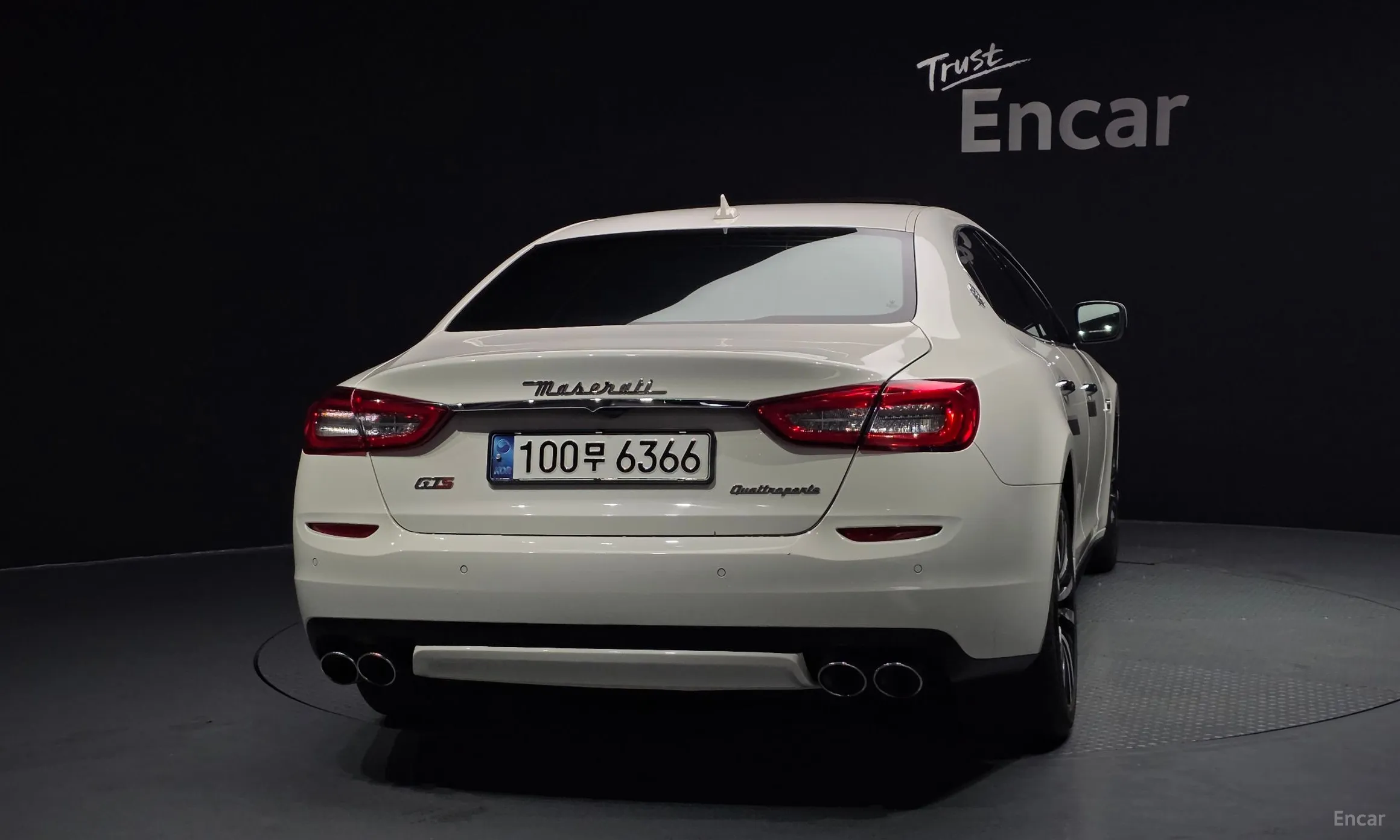 Maserati Quattroporte превью 4