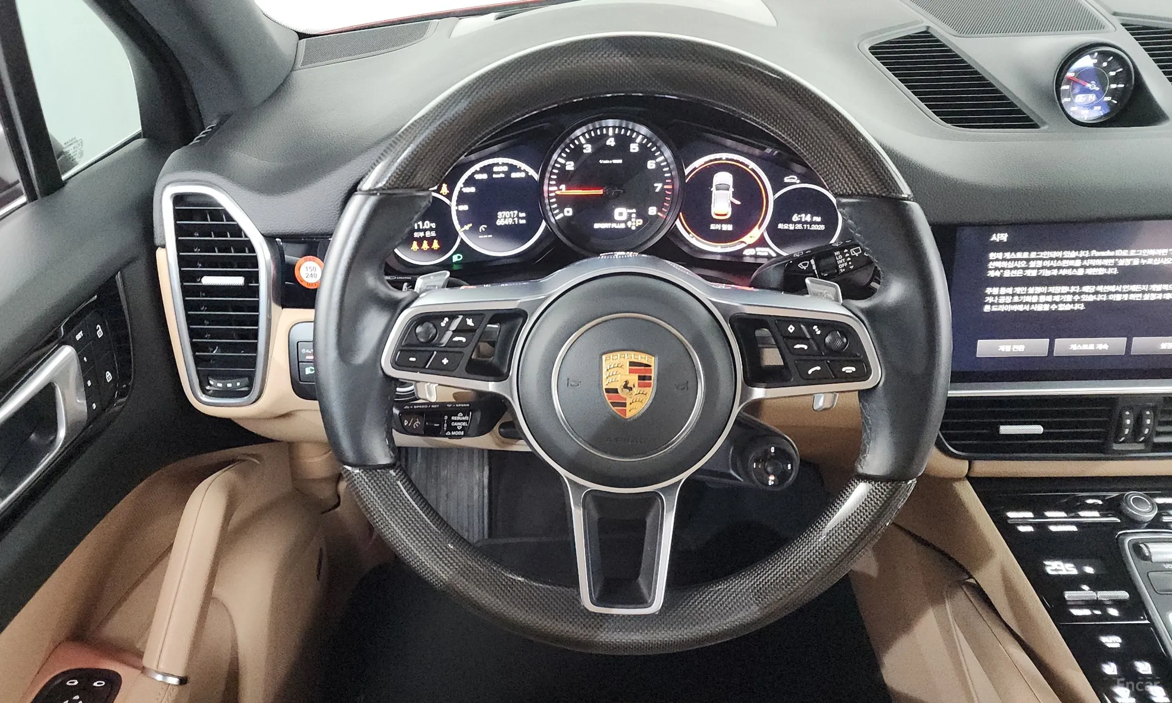 Porsche Cayenne (PO536) превью 13