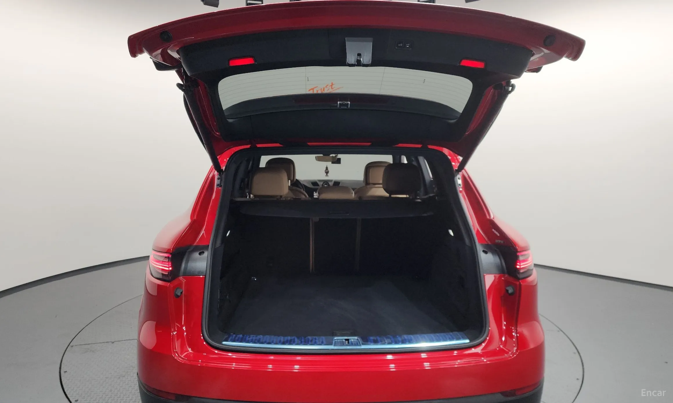 Porsche Cayenne (PO536) превью 20