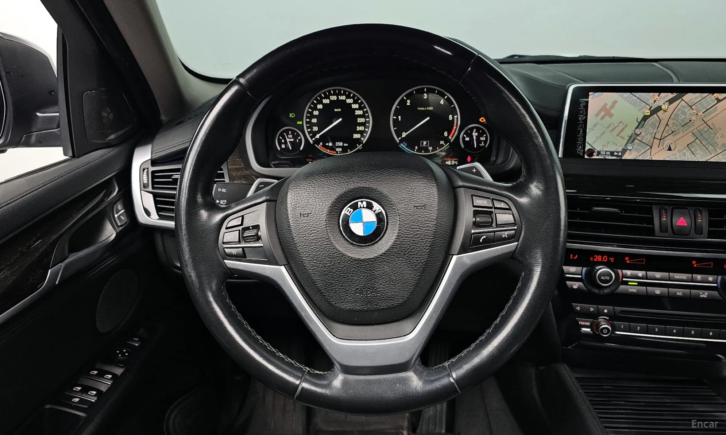 BMW X6 (F16) превью 13