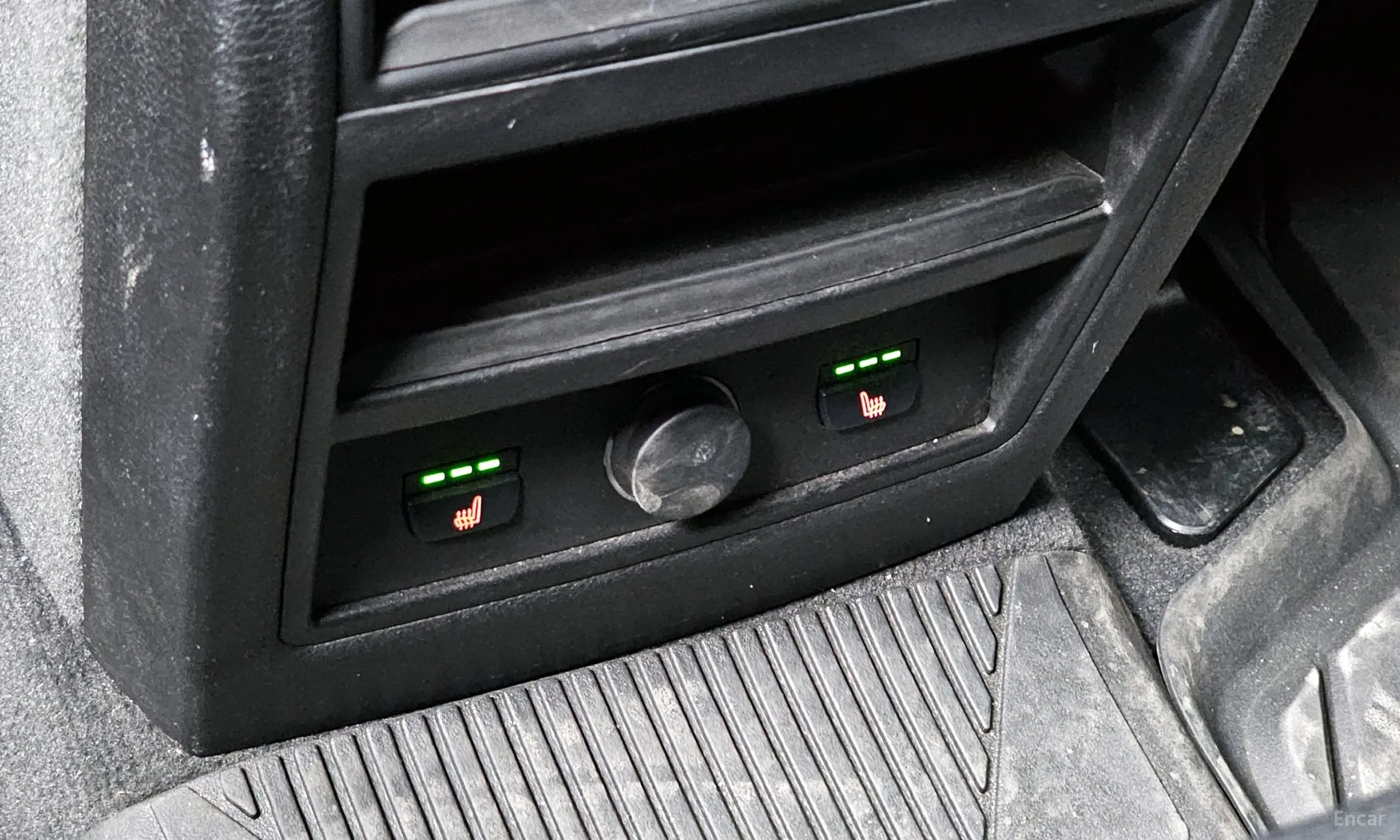 BMW X6 (F16) превью 18