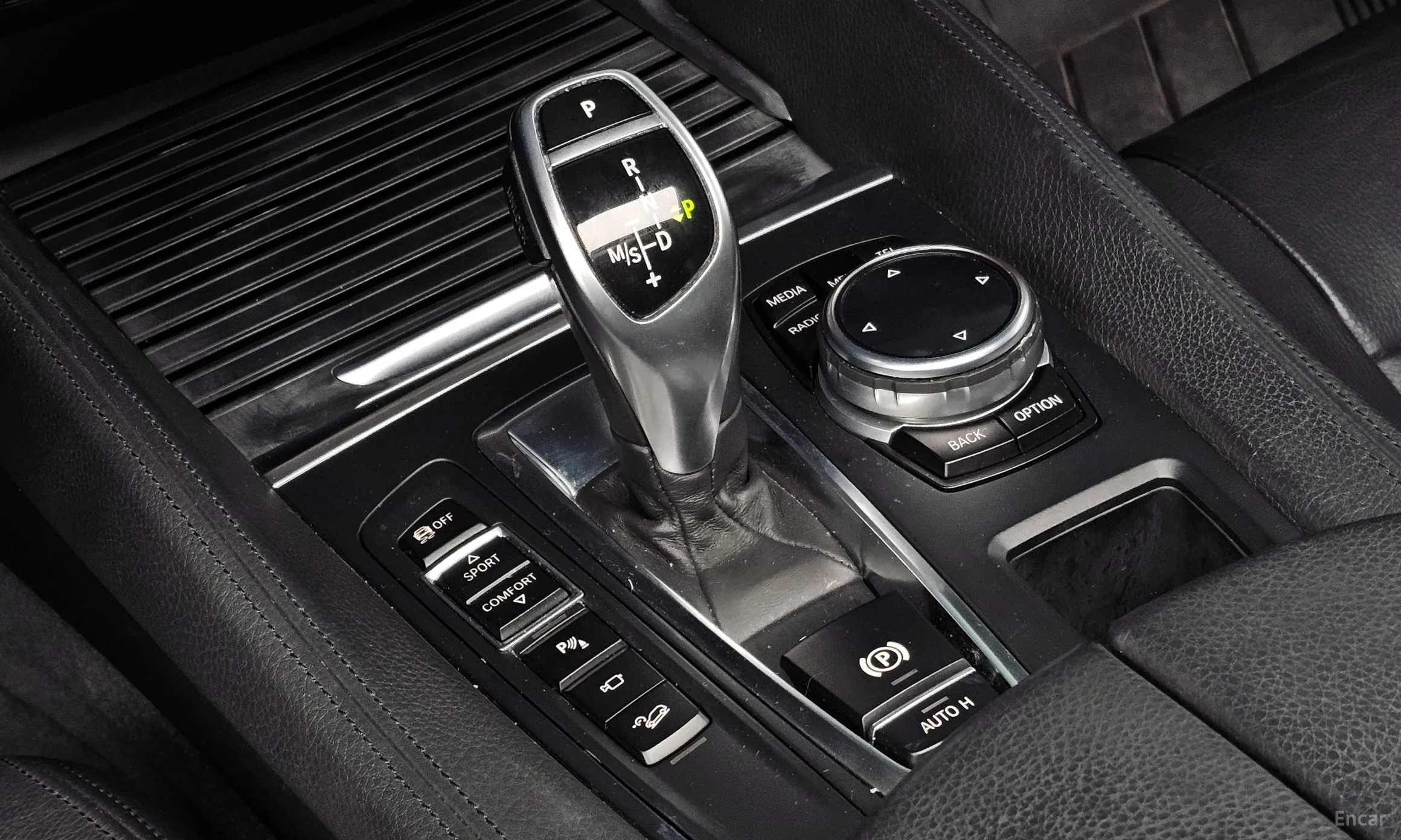 BMW X6 (F16) превью 9