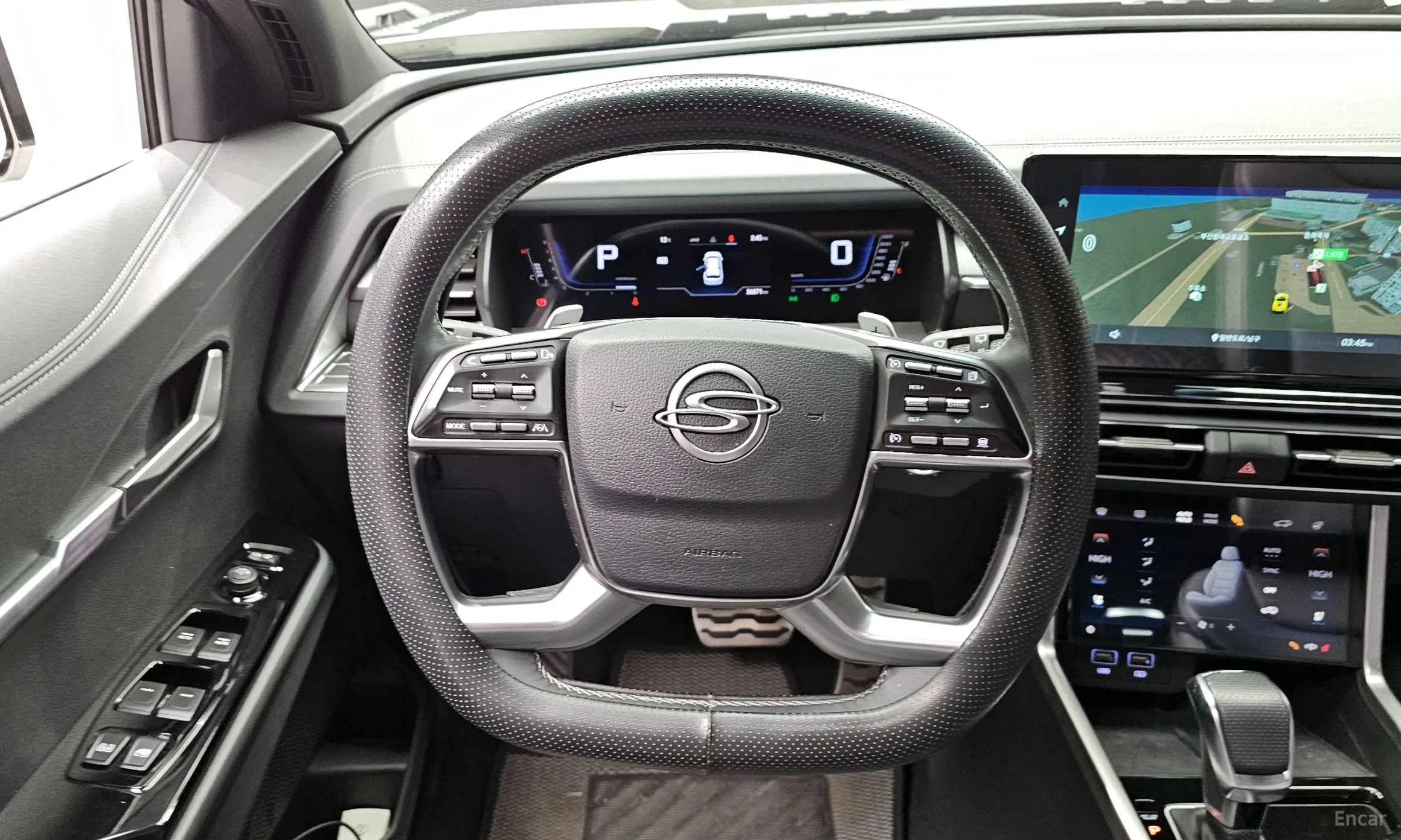 KG Mobility (SsangYong) Torres превью 13