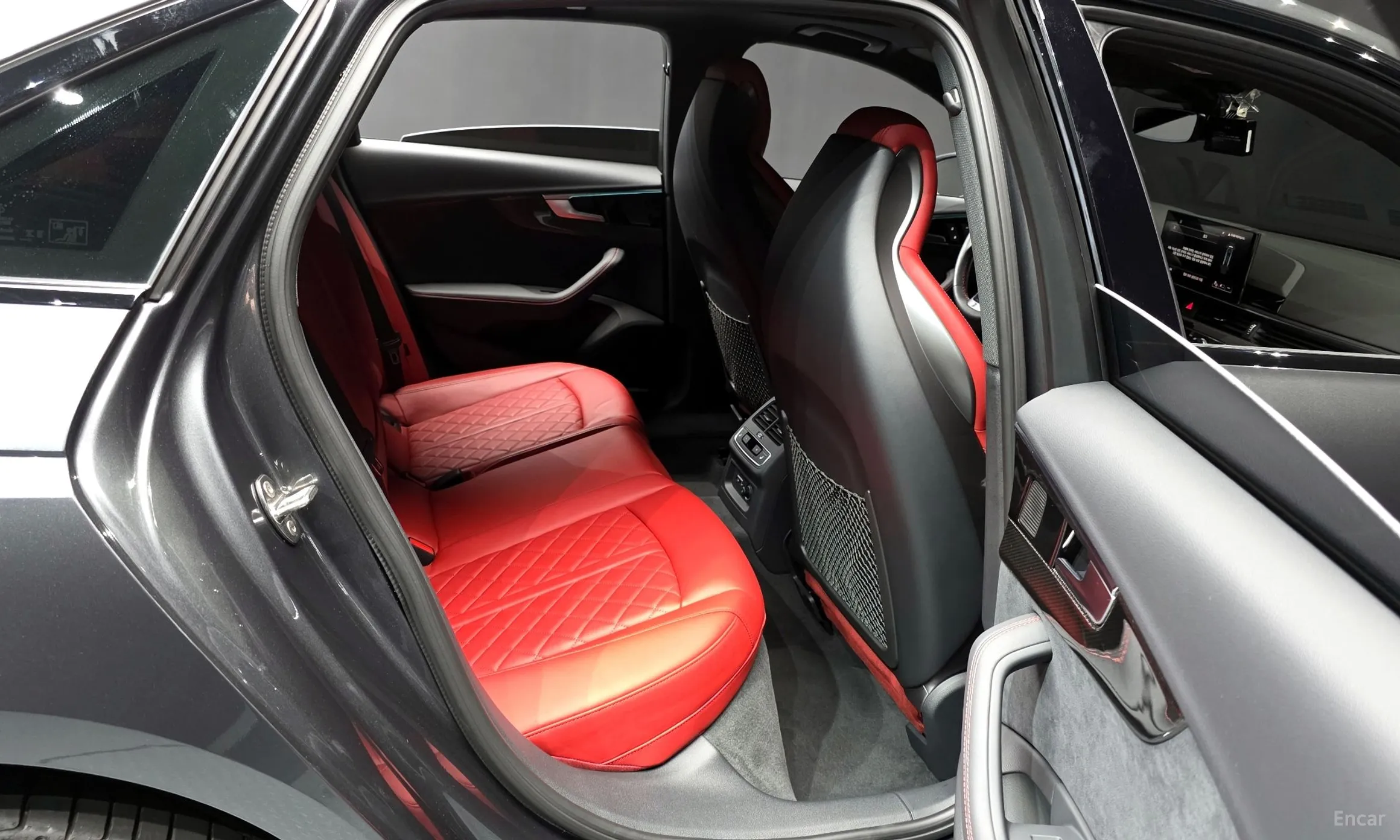 Audi S4 (B9) превью 12
