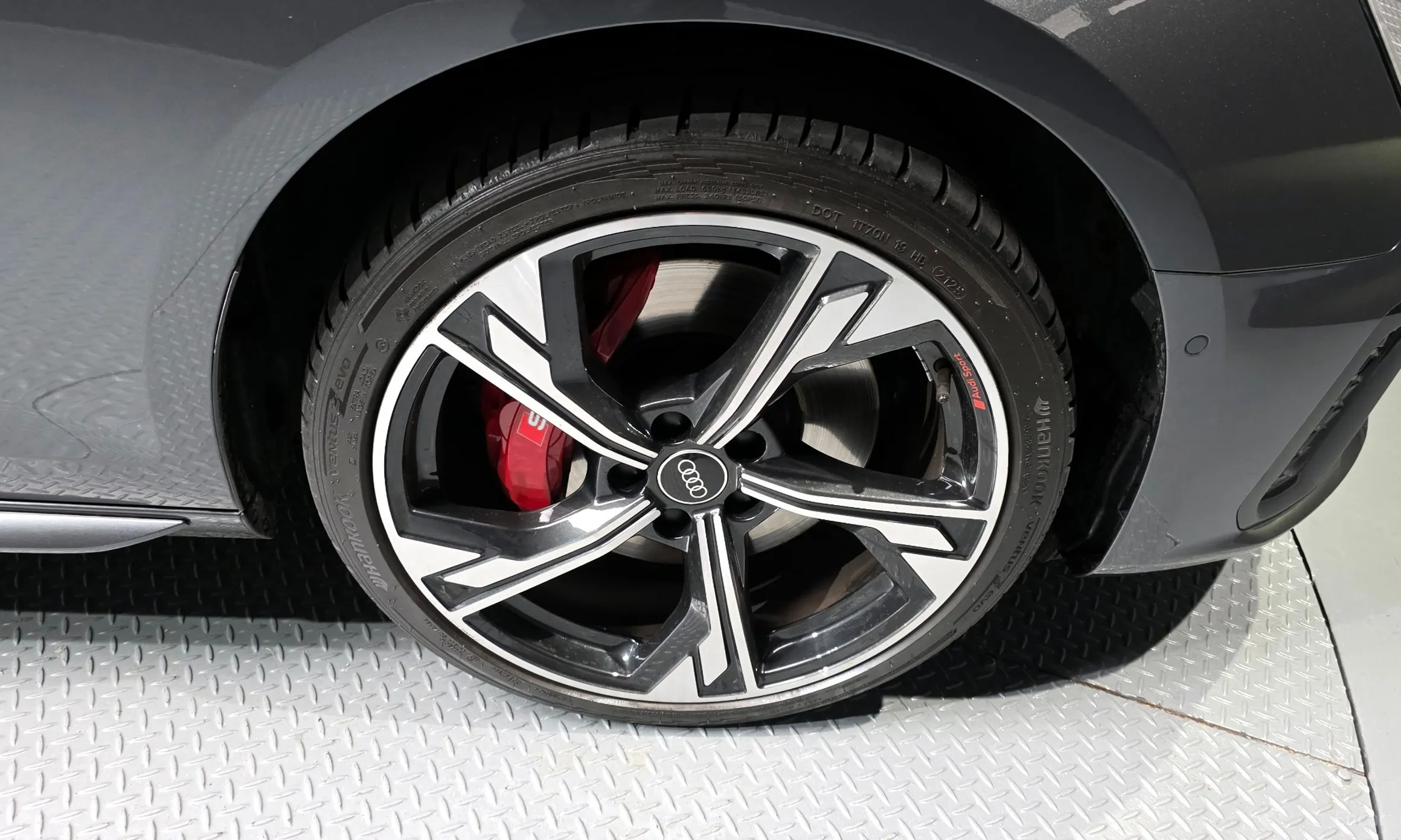 Audi S4 (B9) превью 5
