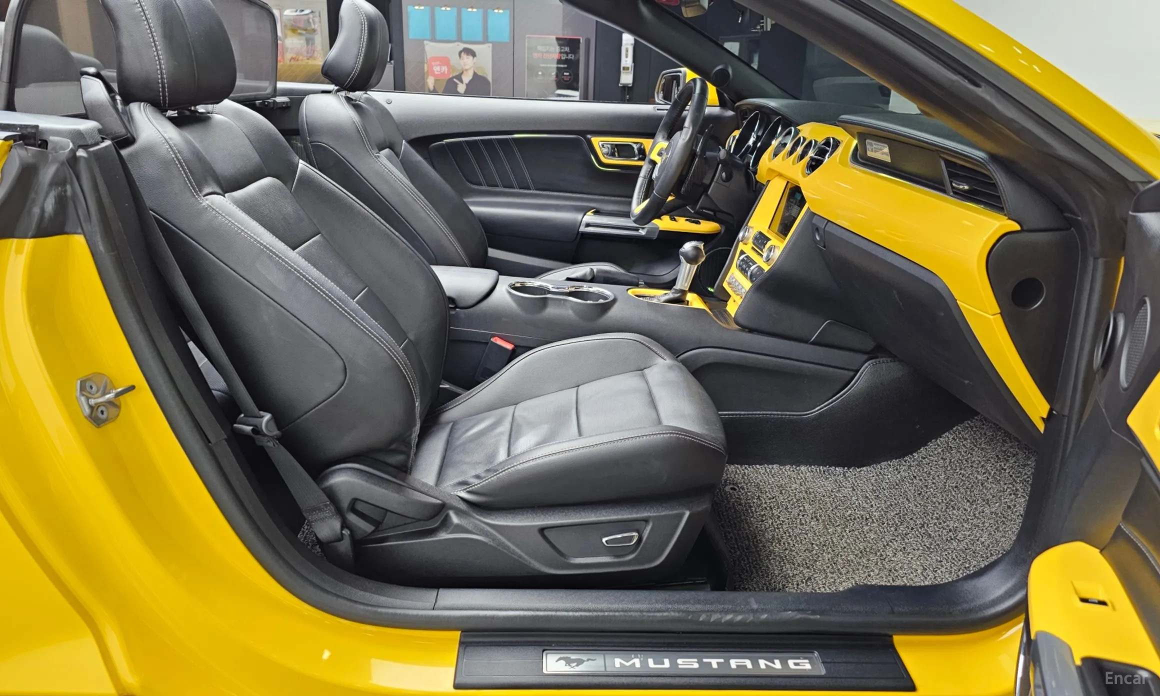 Ford Mustang превью 11