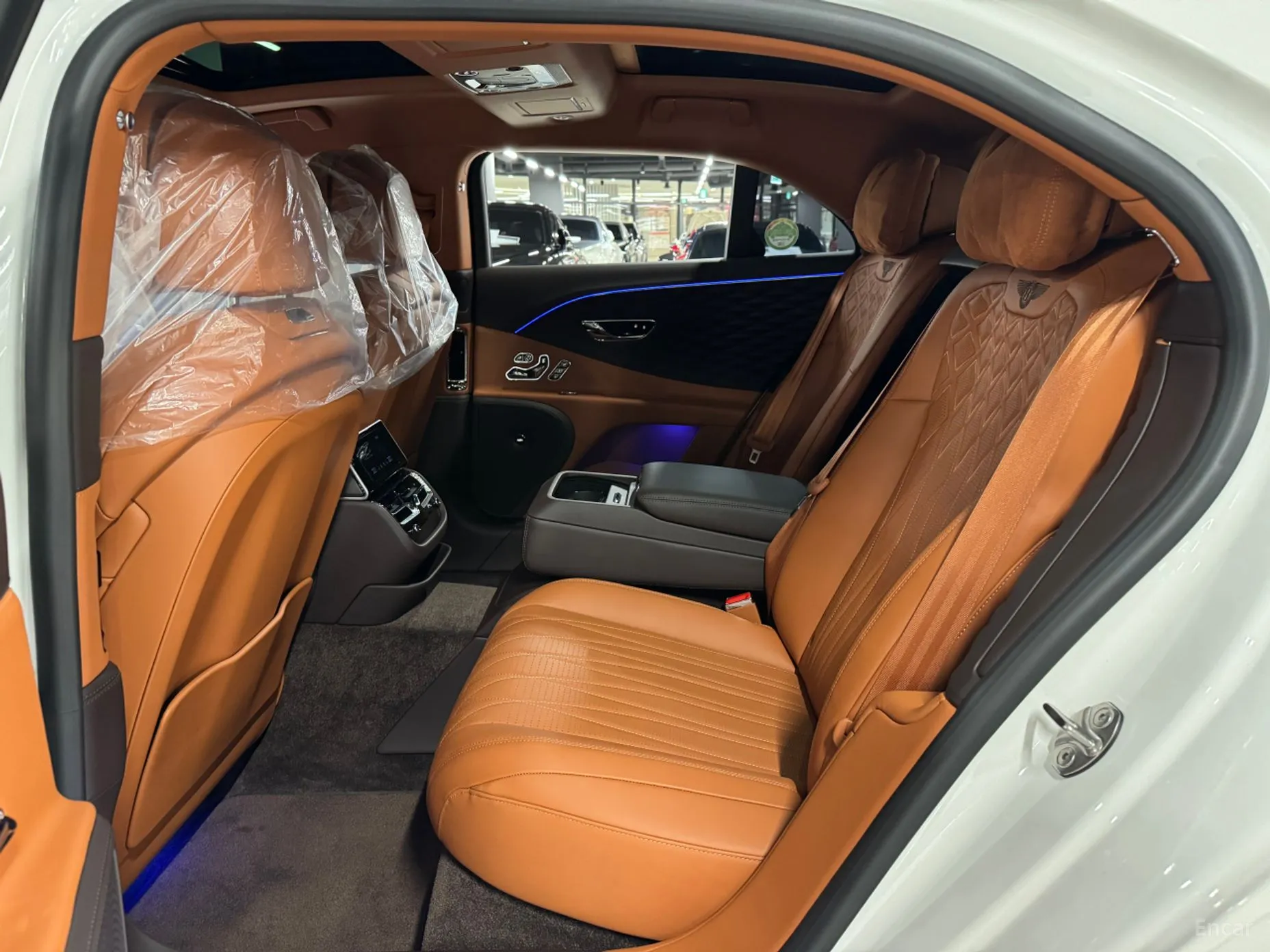 Bentley Flying Spur 3rd Generation превью 12