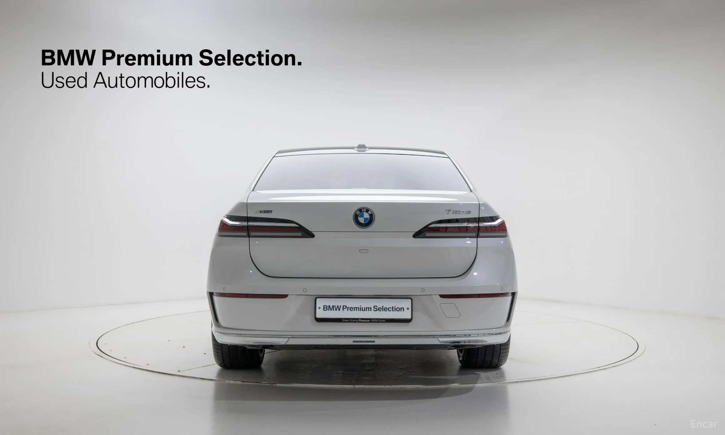 BMW 7 Series (G70) превью 4