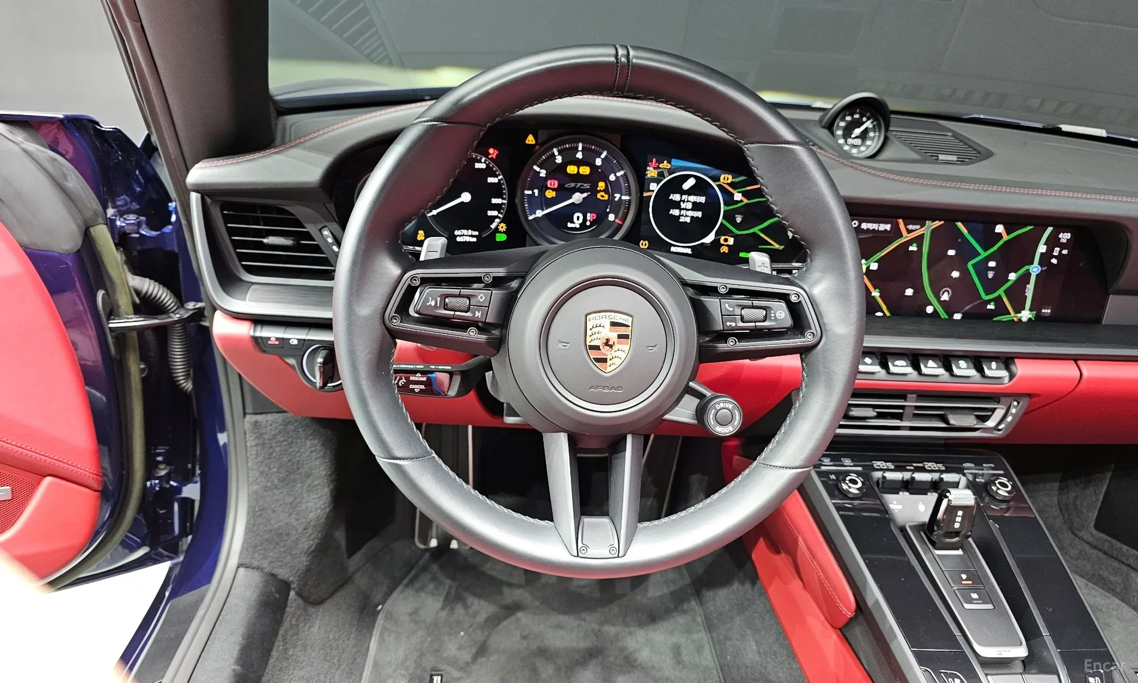 Porsche 911 (992) превью 13