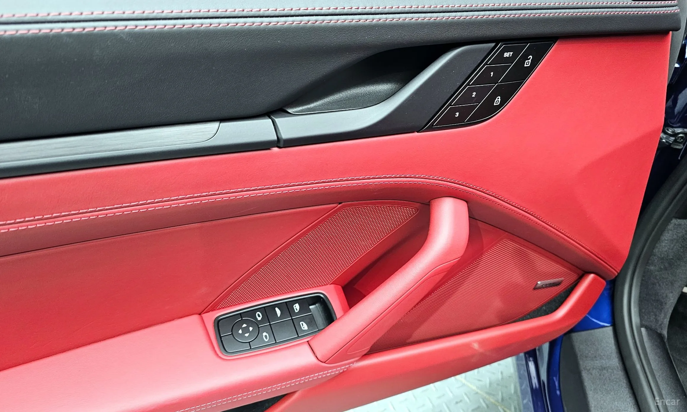 Porsche 911 (992) превью 19