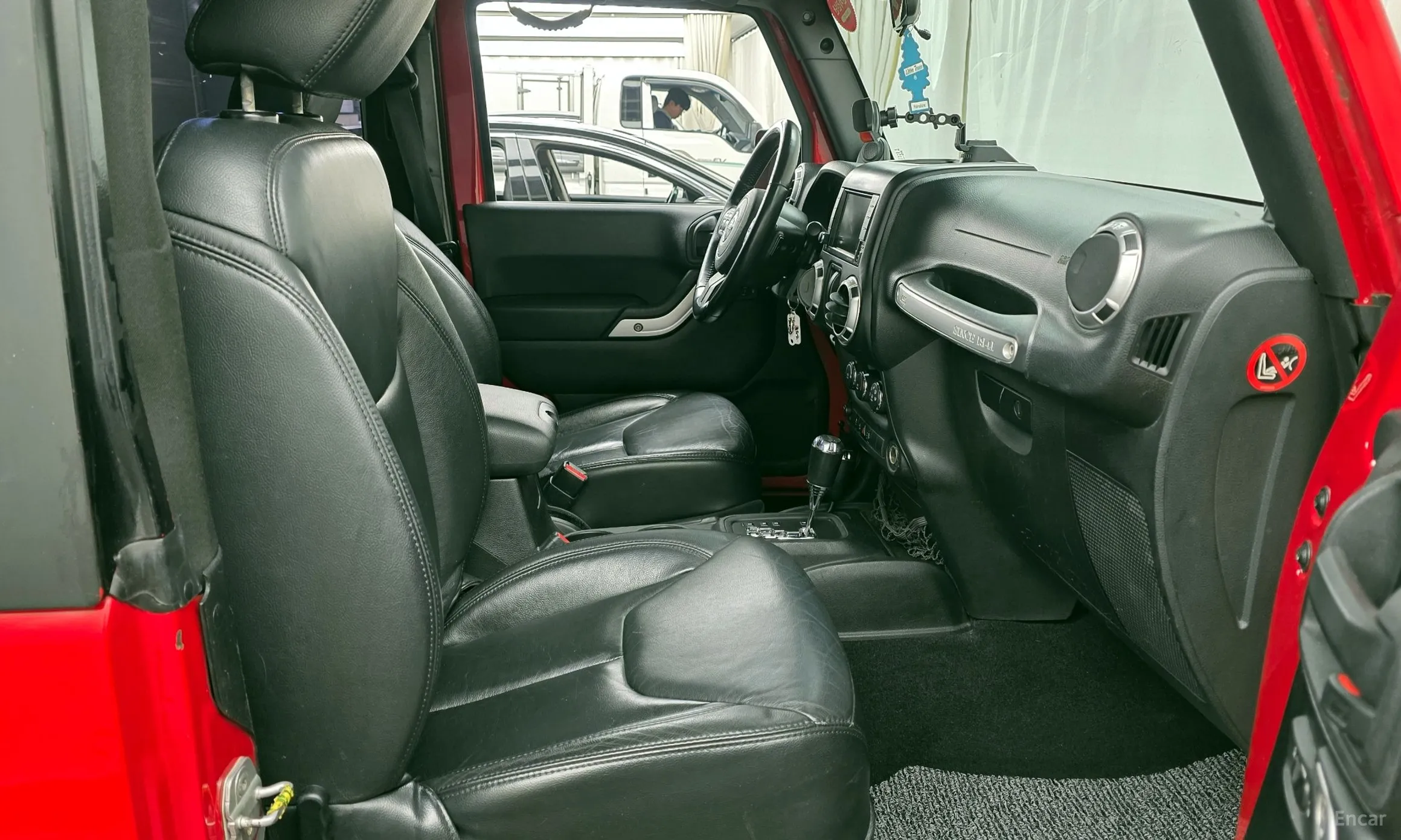 Jeep Wrangler (JK) превью 11