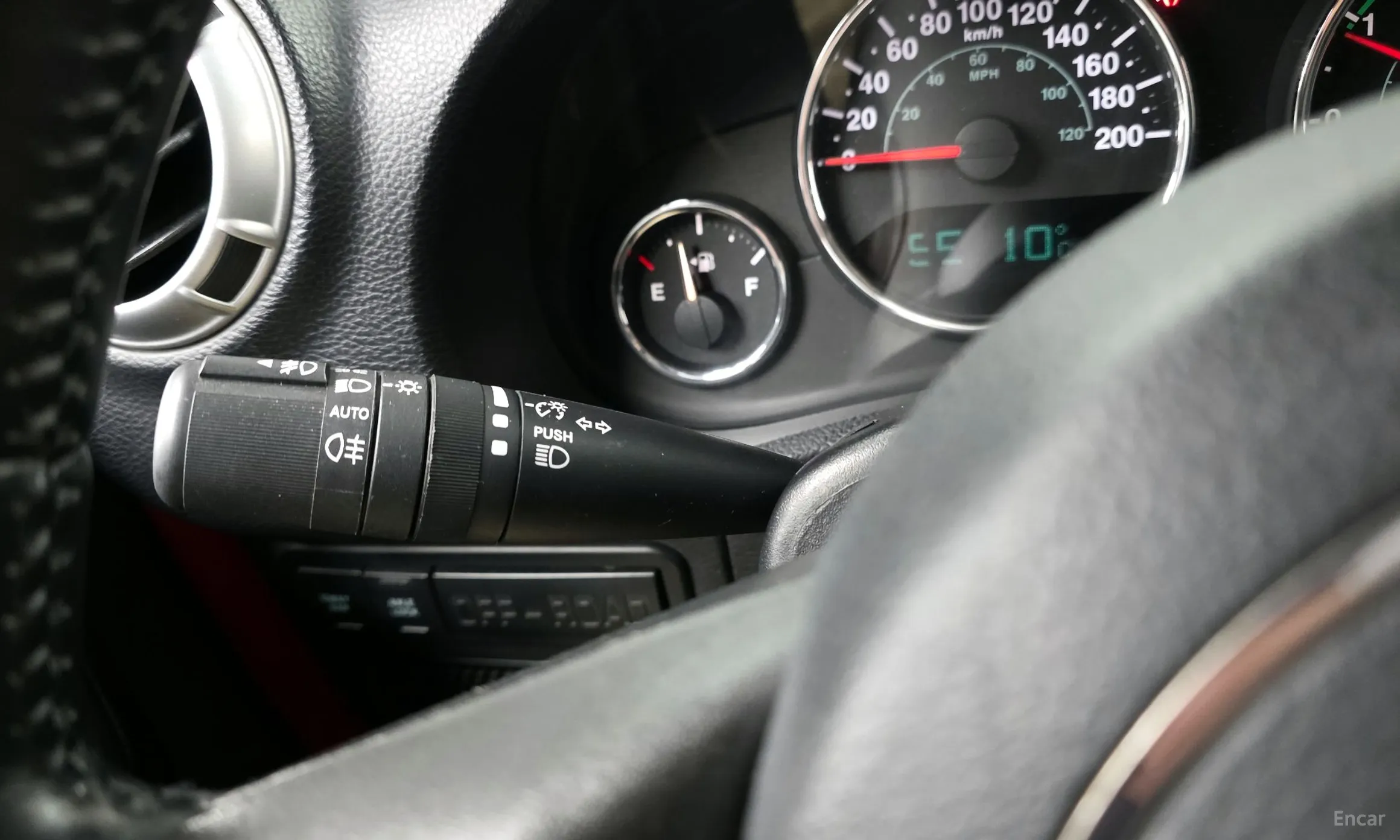 Jeep Wrangler (JK) превью 19
