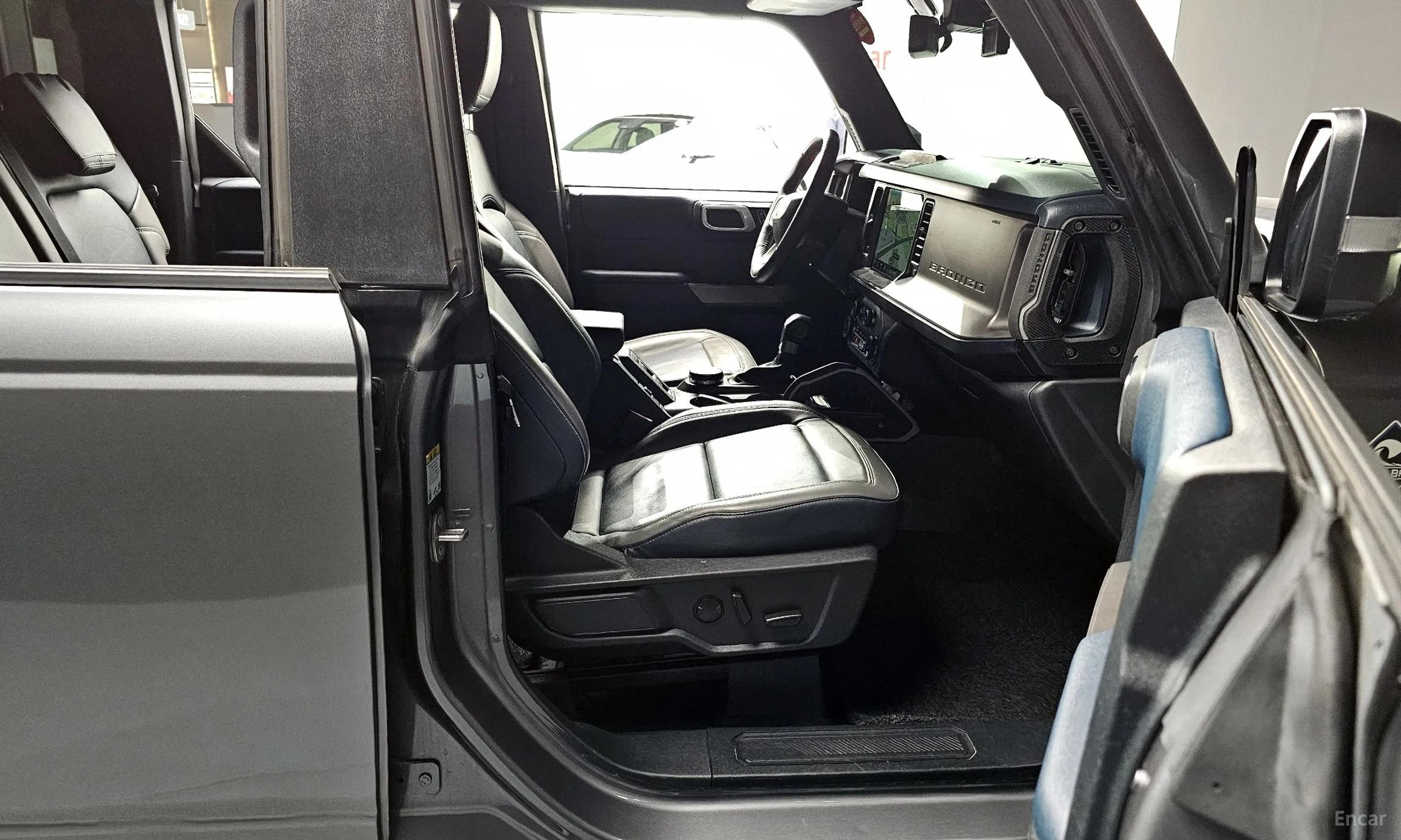 Ford Bronco 6th Generation превью 11