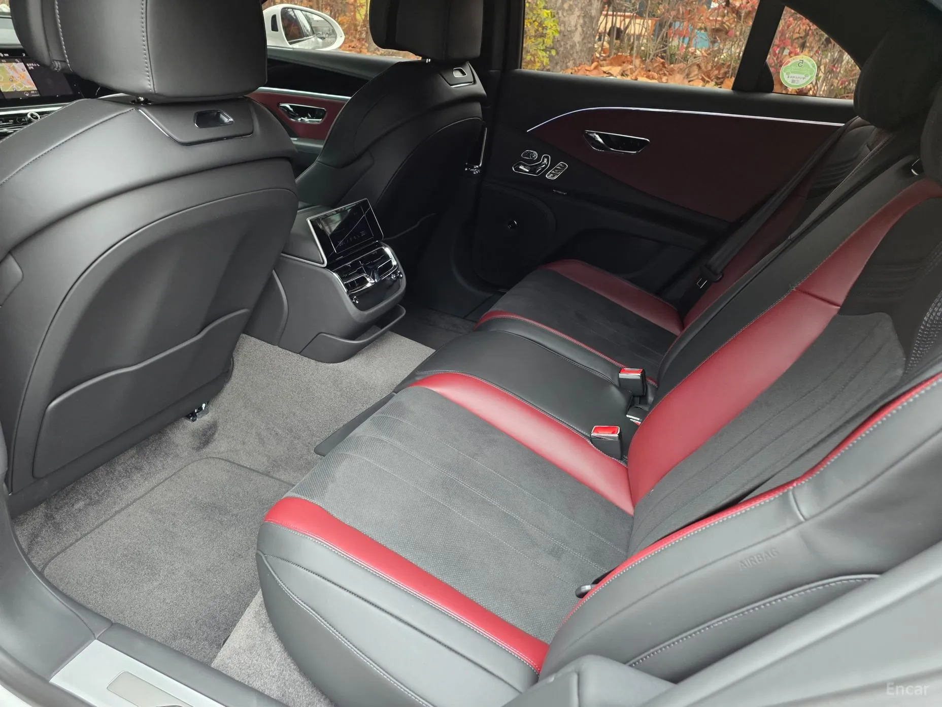 Bentley Flying Spur 3rd Generation превью 18