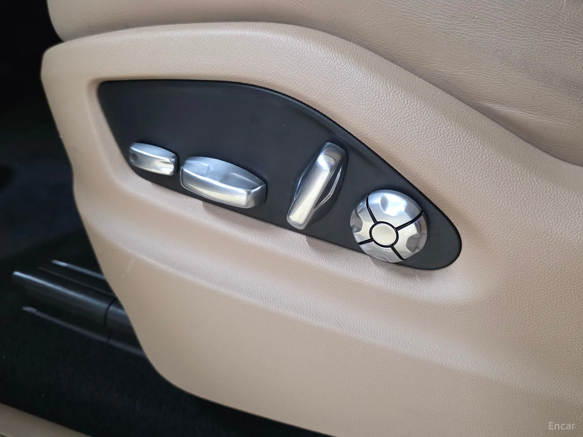 Porsche Cayenne (PO536) превью 13