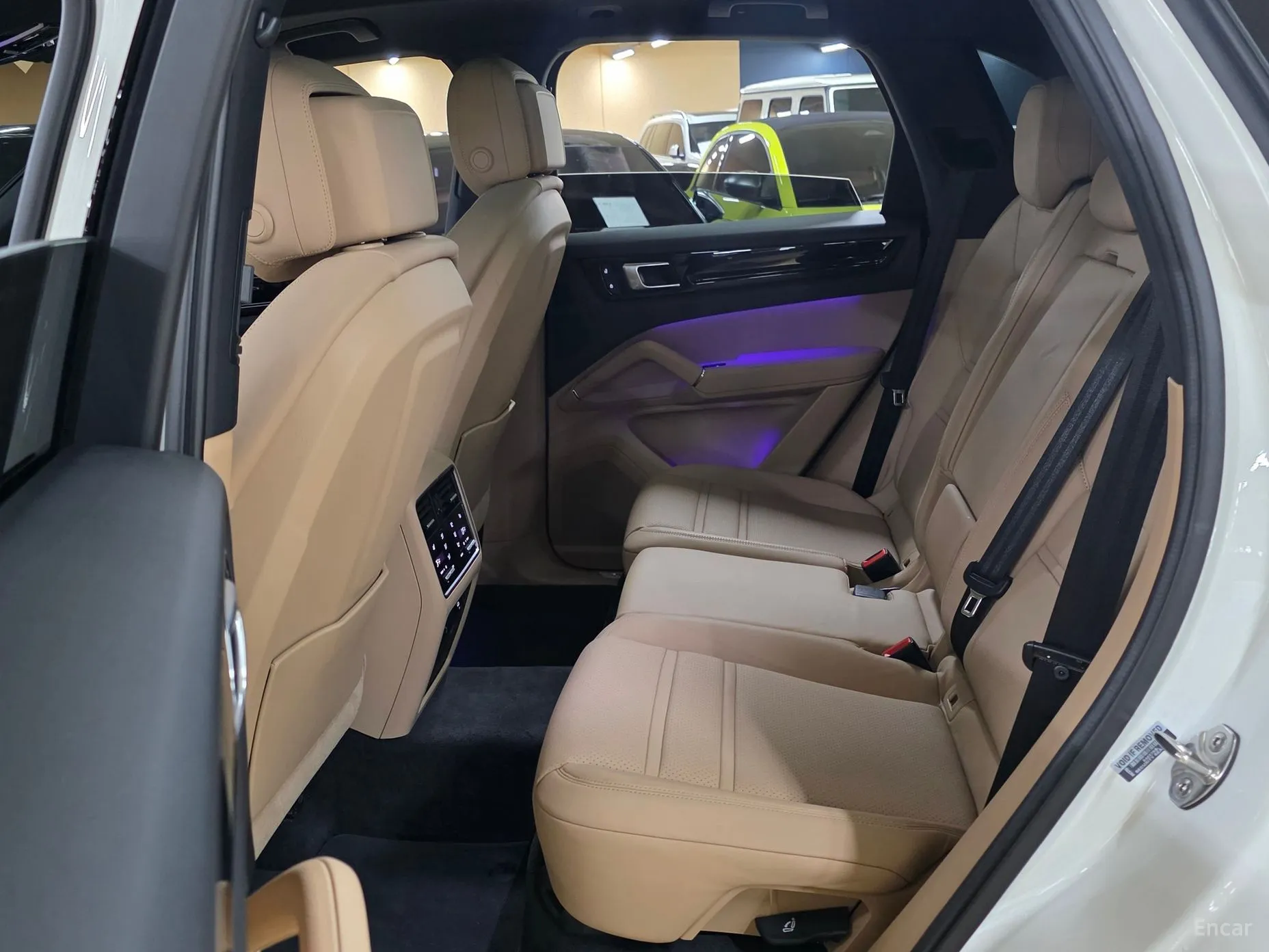 Porsche Cayenne (PO536) превью 19
