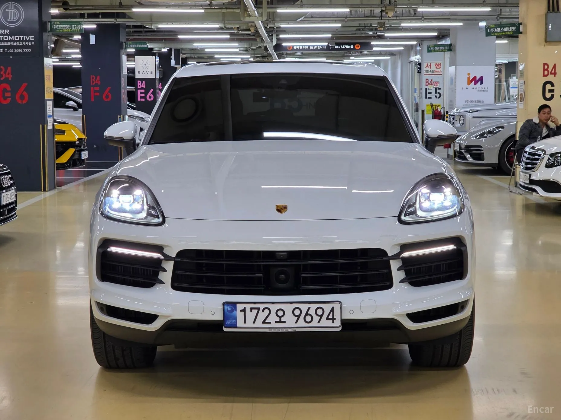 Porsche Cayenne (PO536) превью 4
