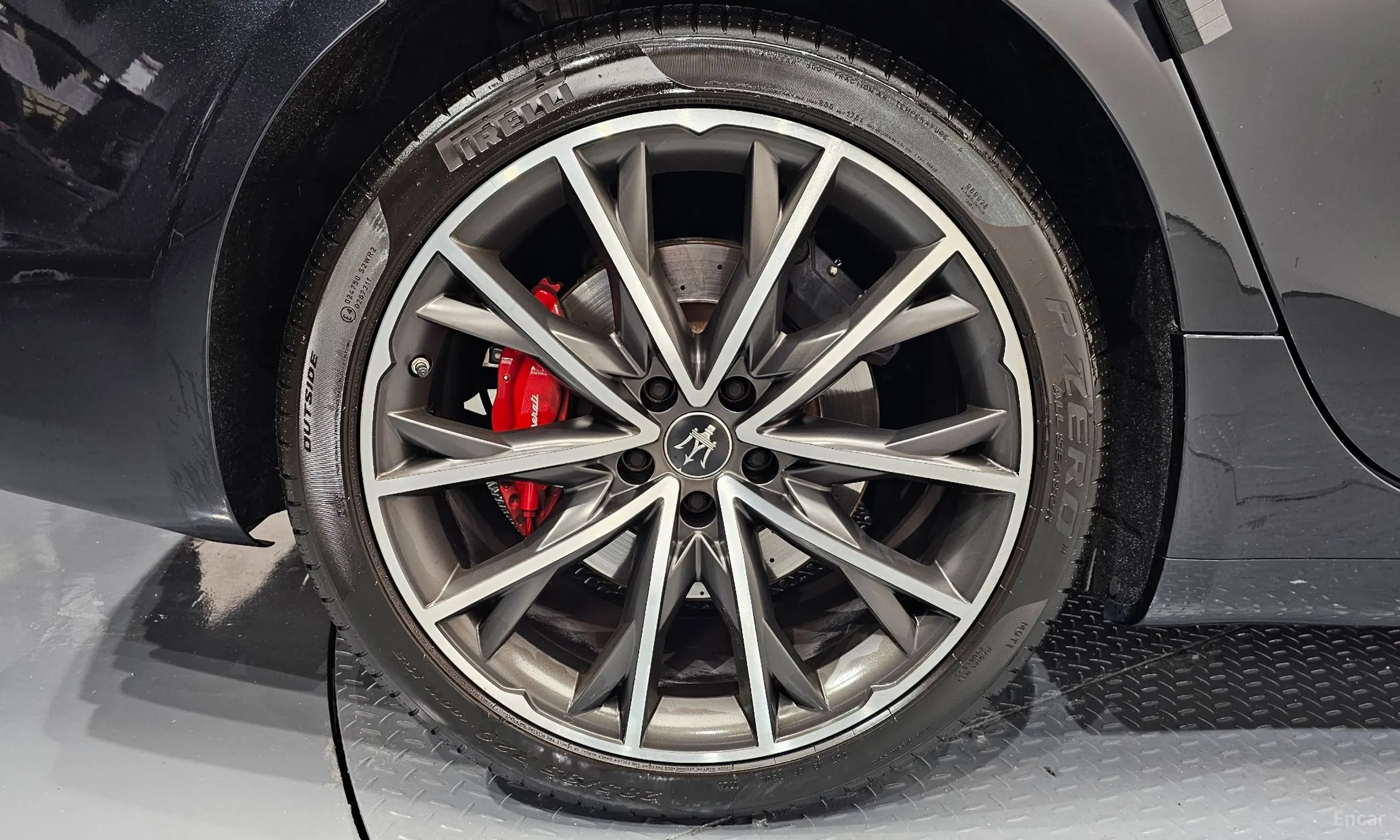 Maserati Ghibli превью 5