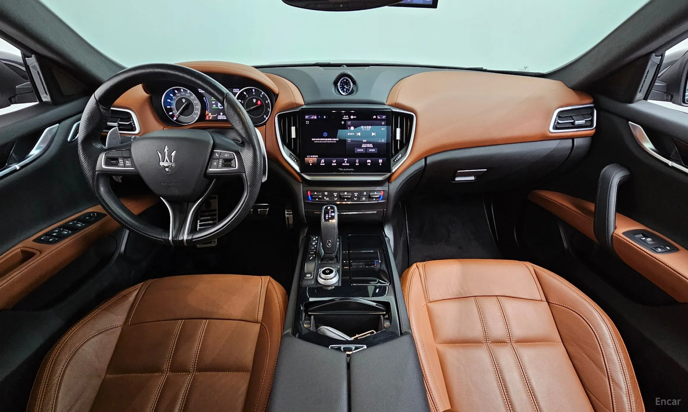 Maserati Ghibli превью 7