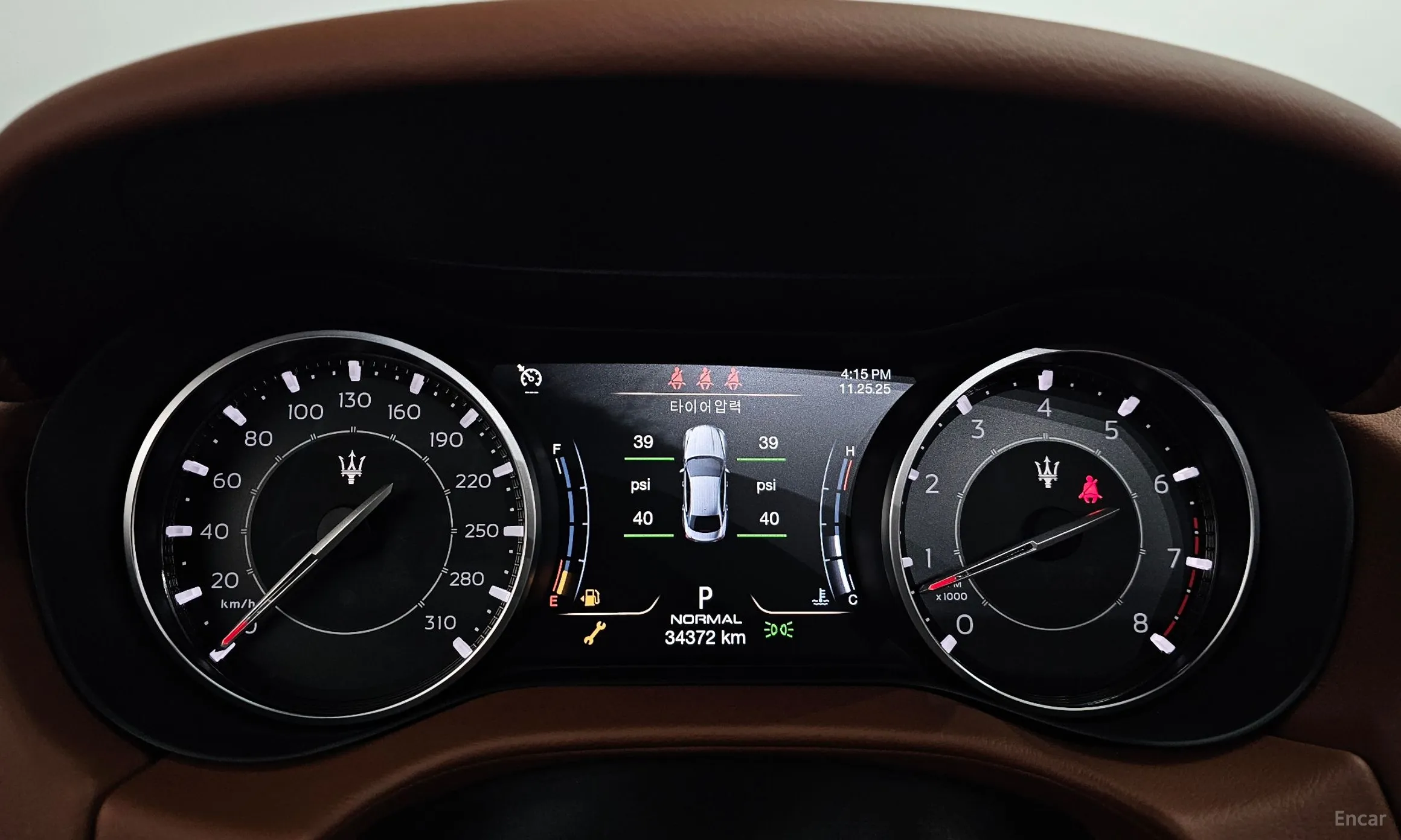 Maserati Ghibli превью 8