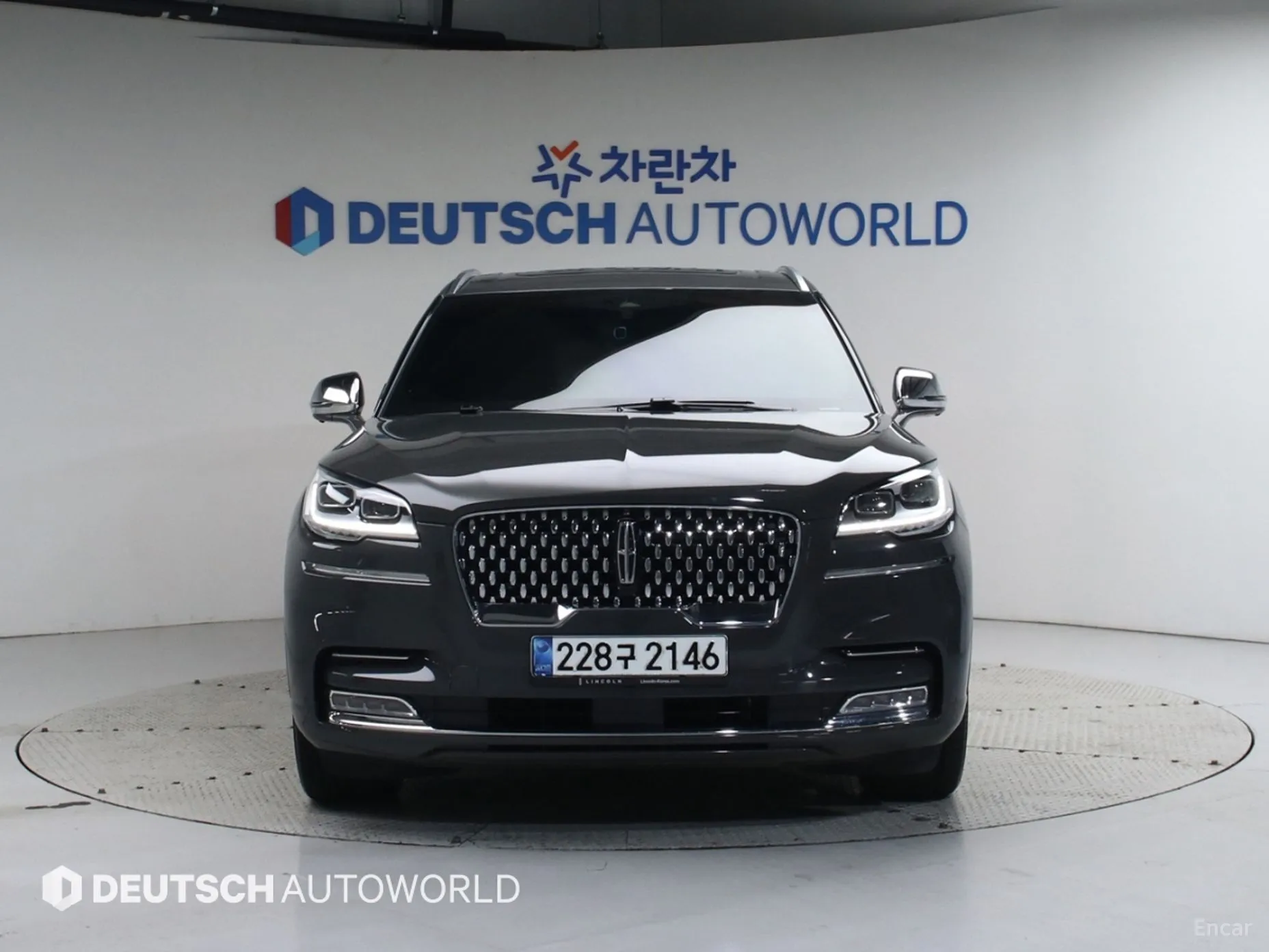 Lincoln Aviator 2nd Generation превью 3