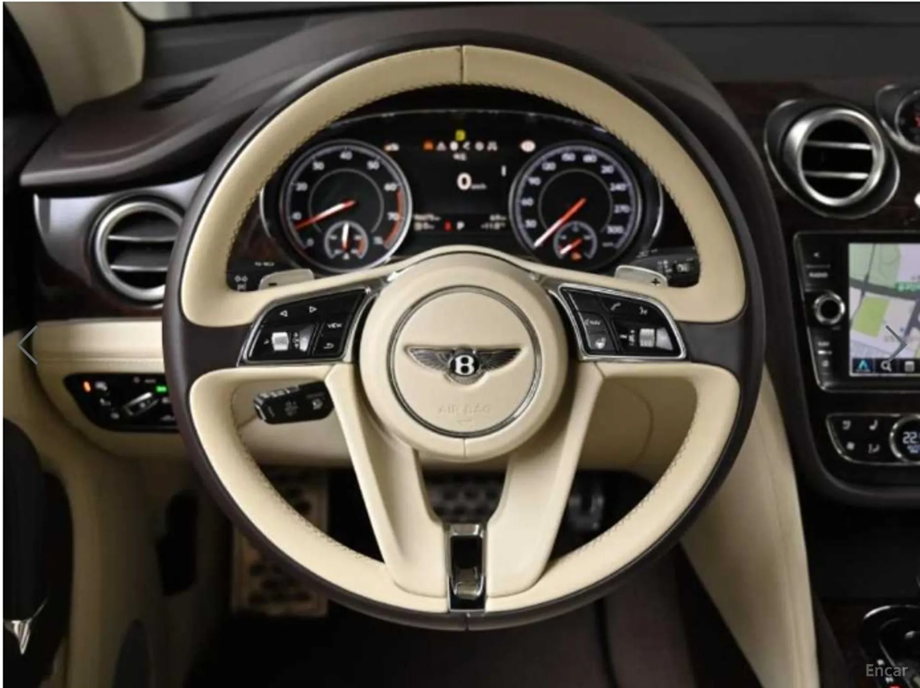 Bentley Bentayga превью 13