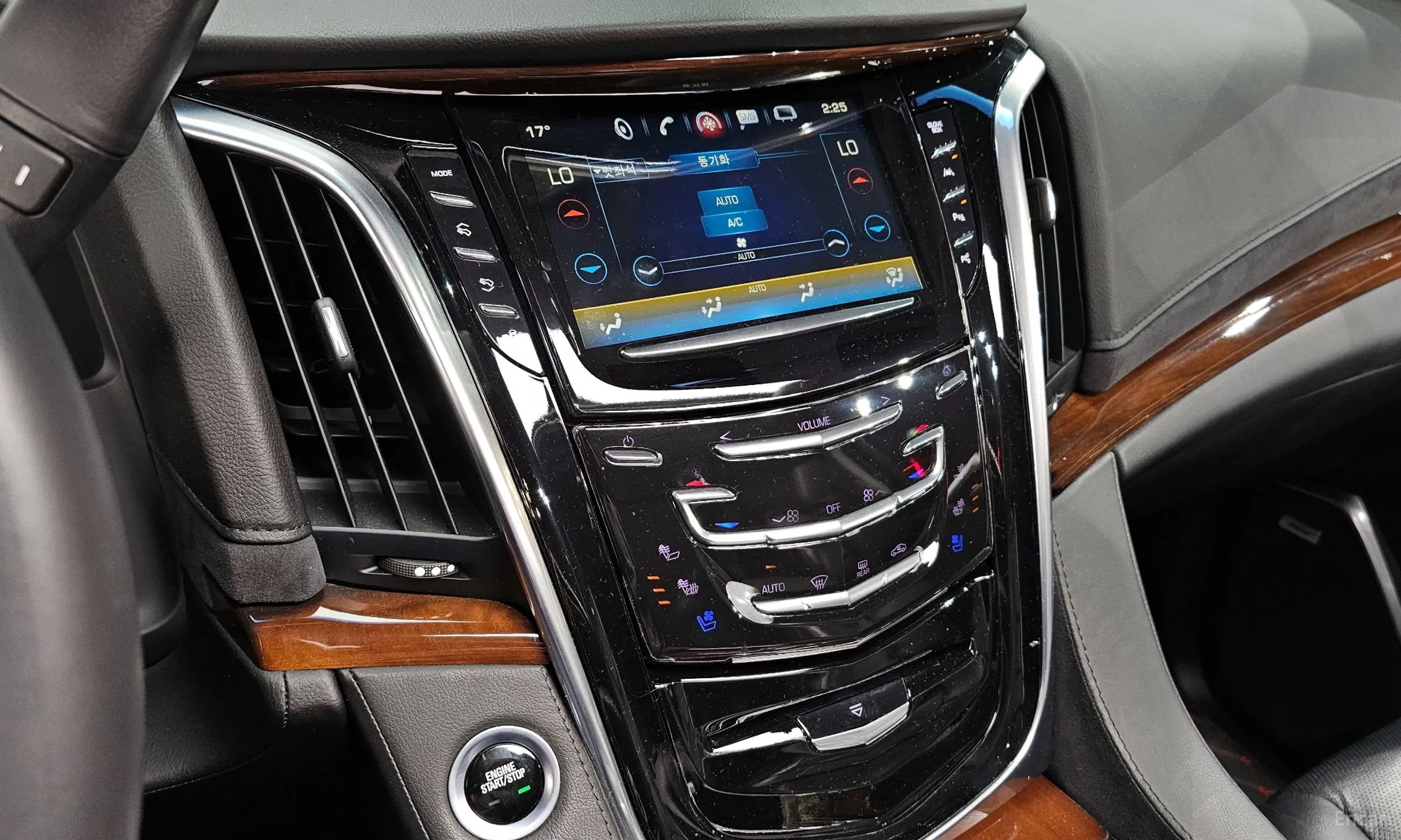 Cadillac Escalade превью 15