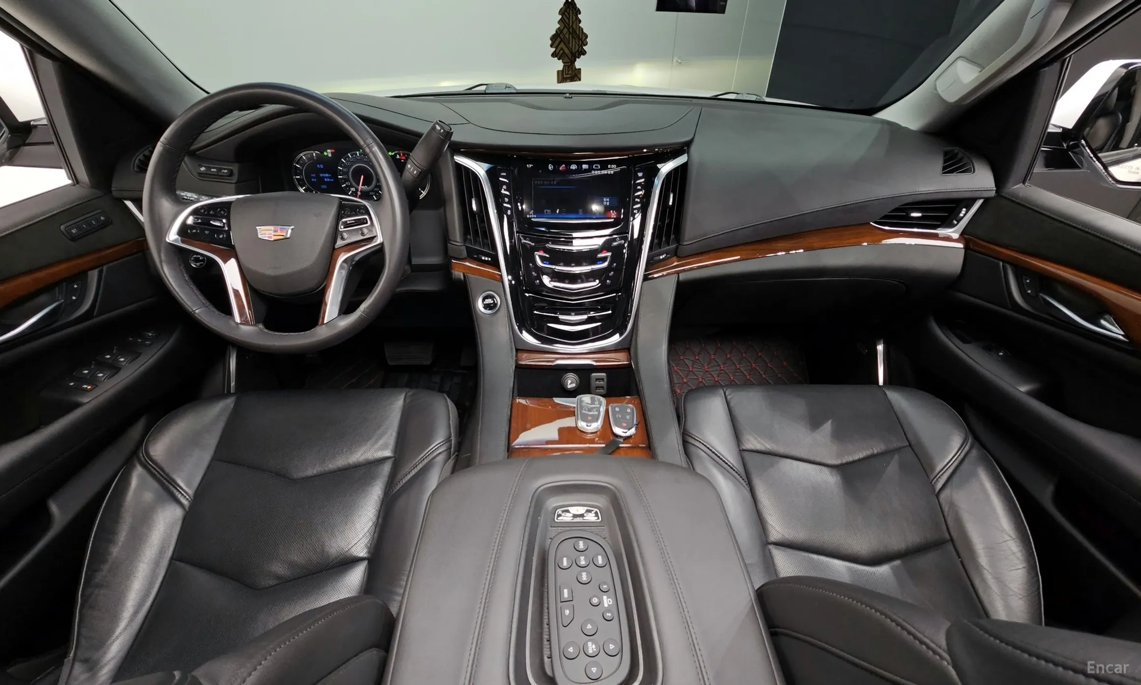 Cadillac Escalade превью 7