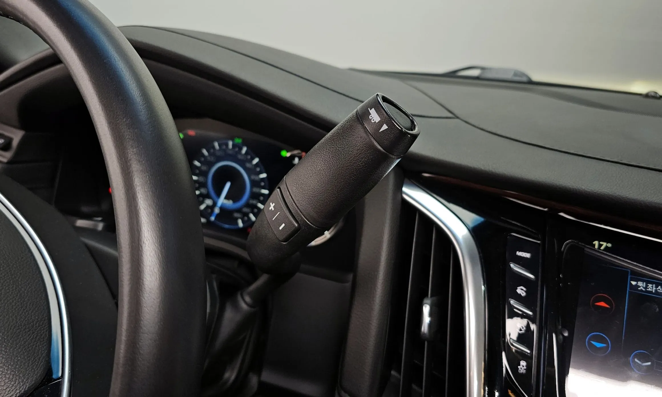Cadillac Escalade превью 9