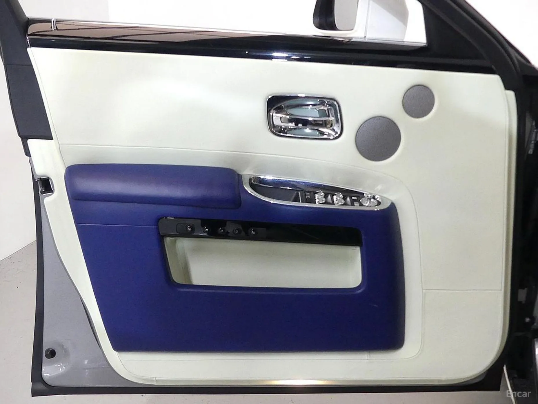 Rolls-Royce Ghost превью 12