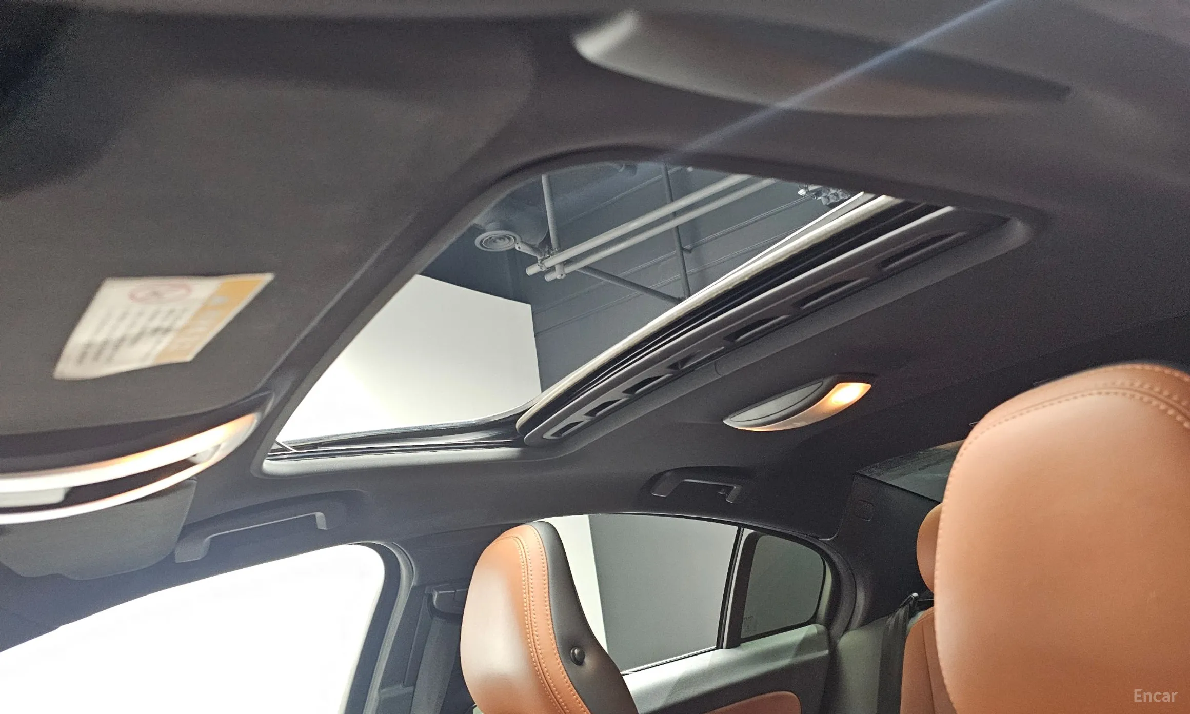 Volvo S60 превью 19