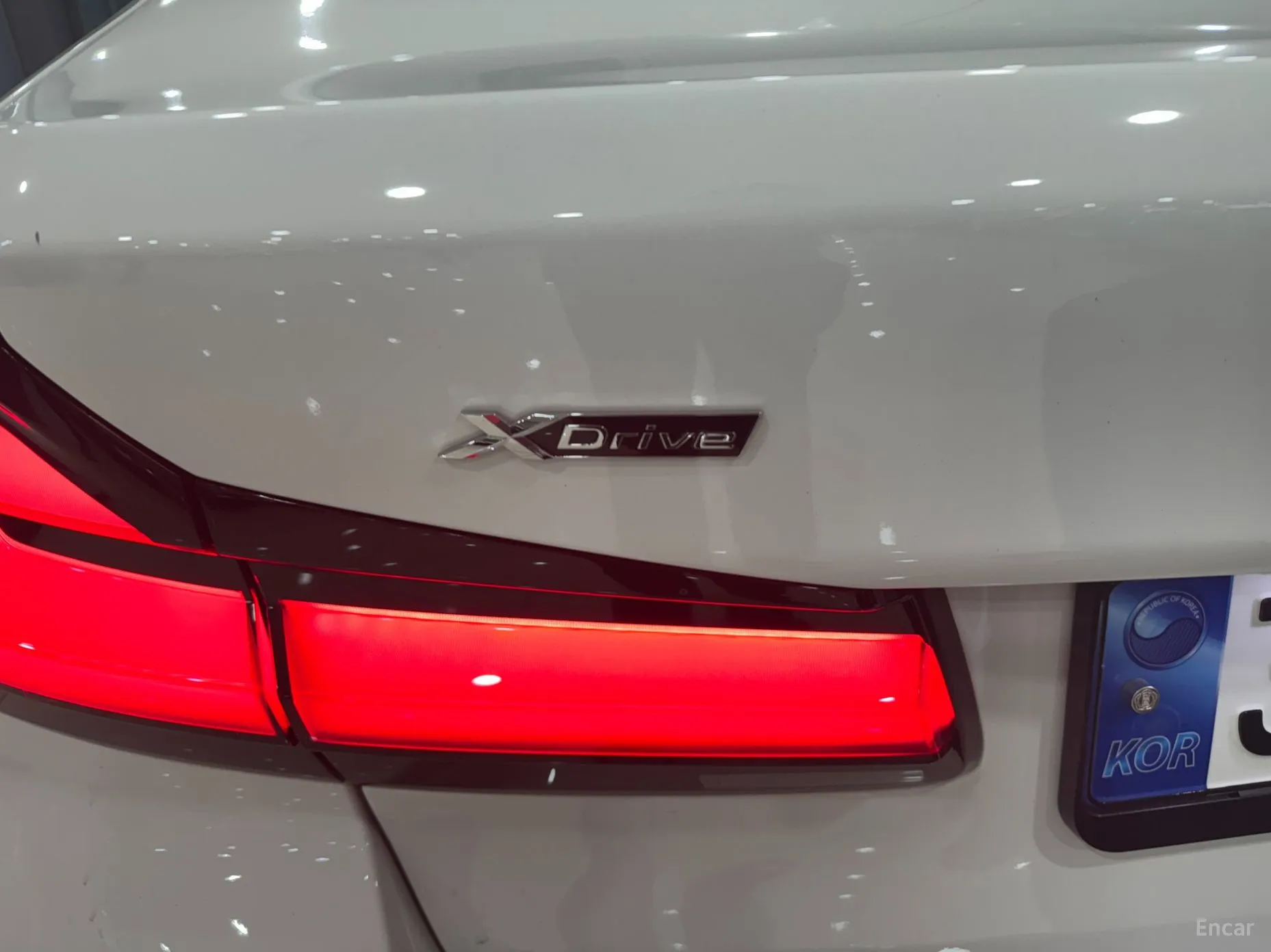 BMW 5 Series (G30) превью 17