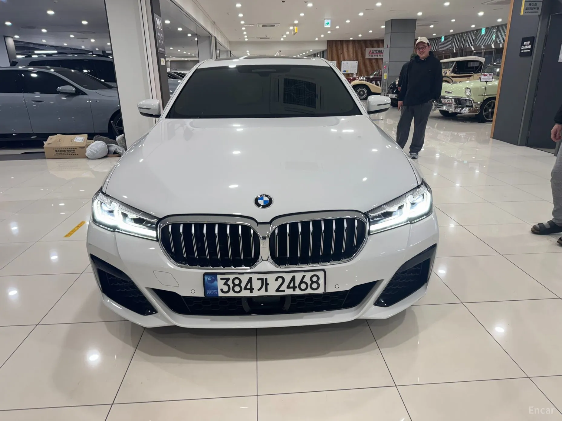BMW 5 Series (G30) превью 3