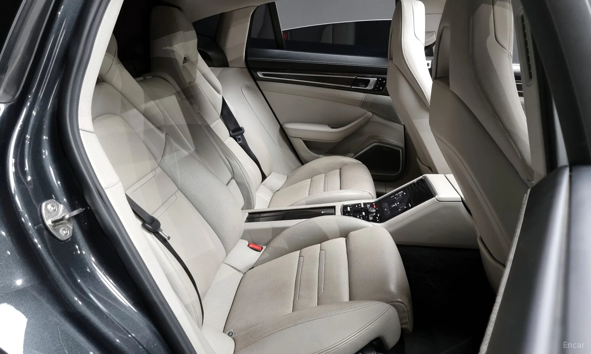 Porsche Panamera (971) превью 12