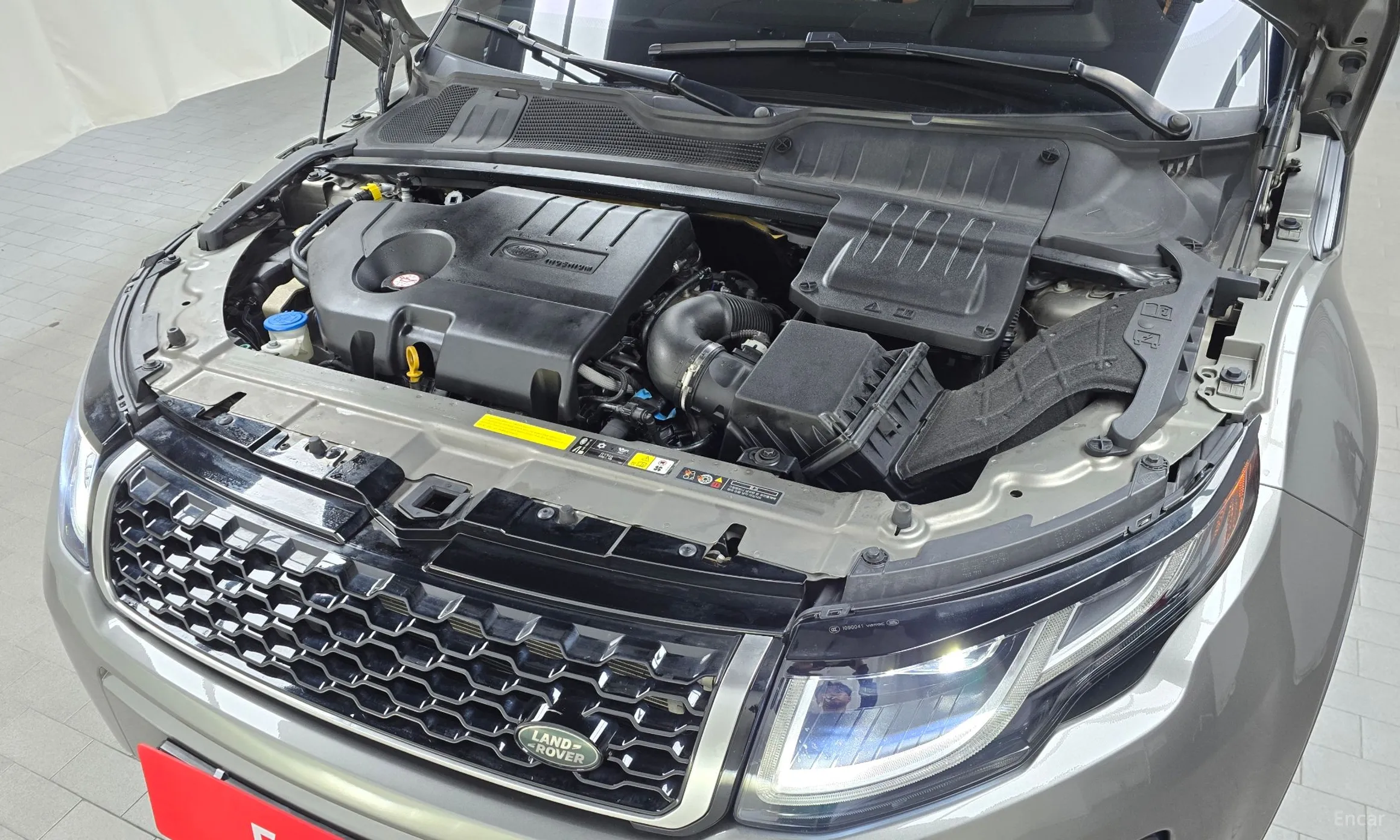 Land Rover Range Rover Evoque превью 6