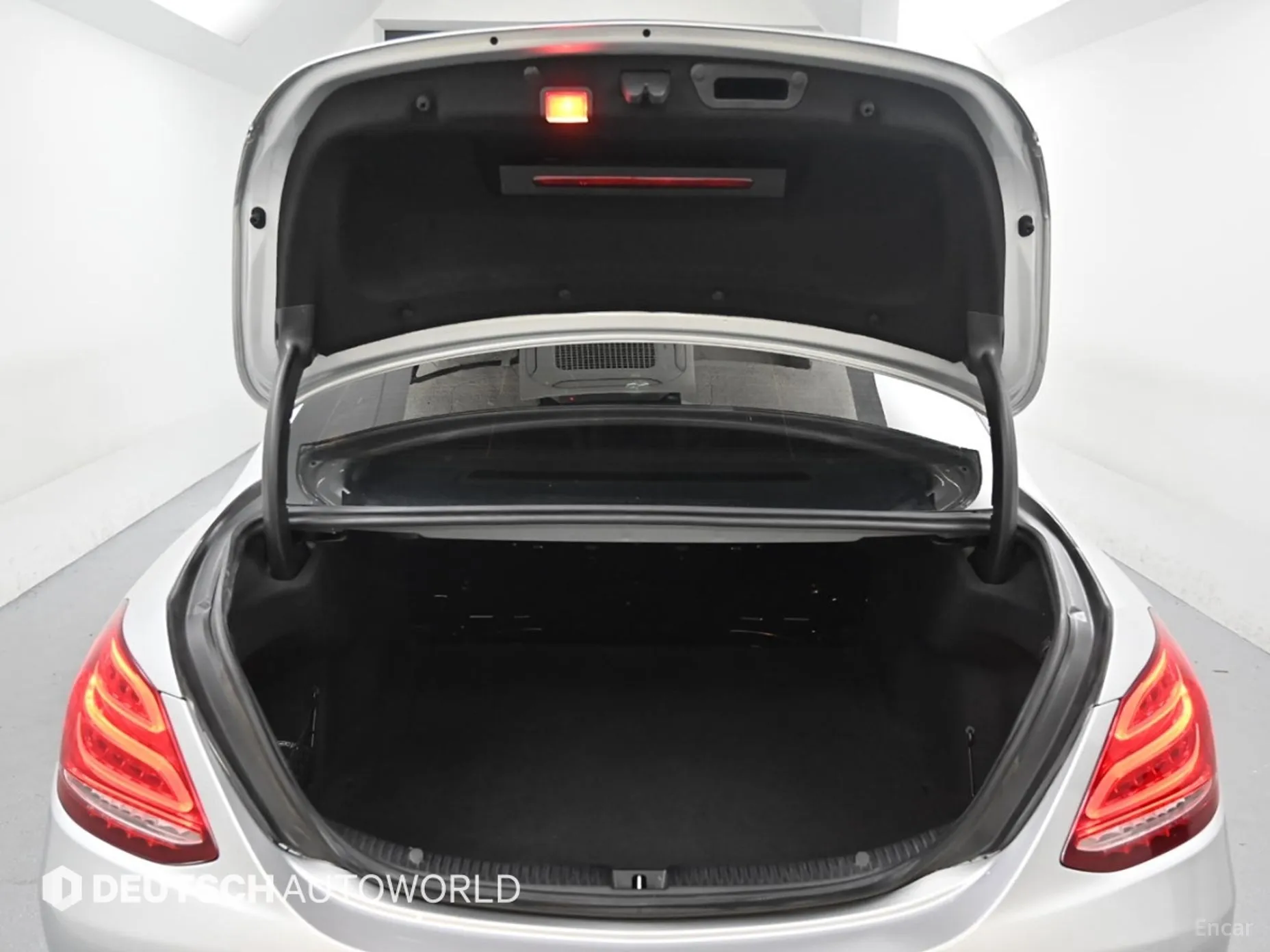 Mercedes Benz C-Class W205 превью 20