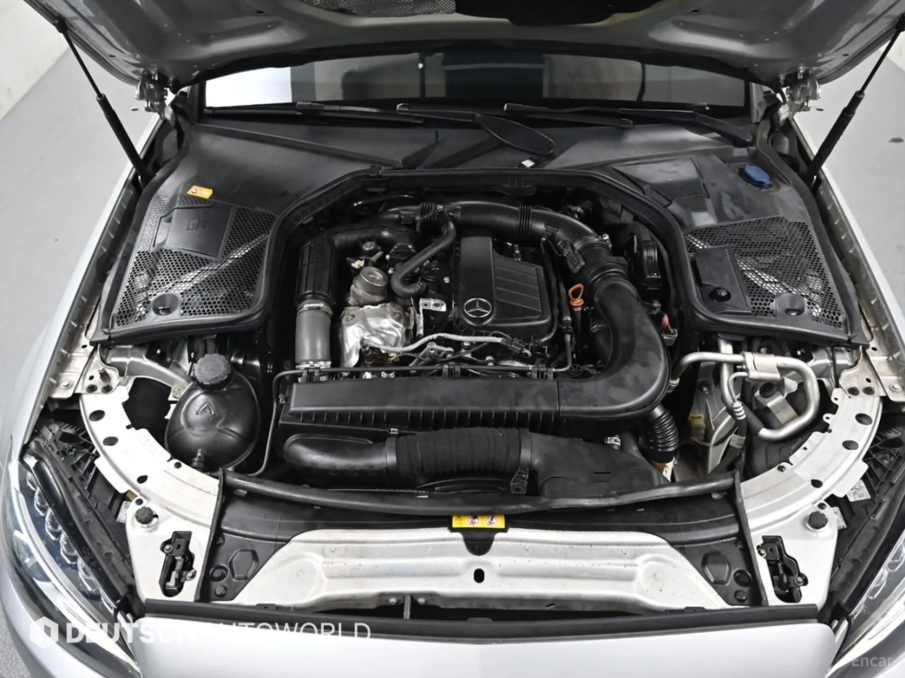 Mercedes Benz C-Class W205 превью 6