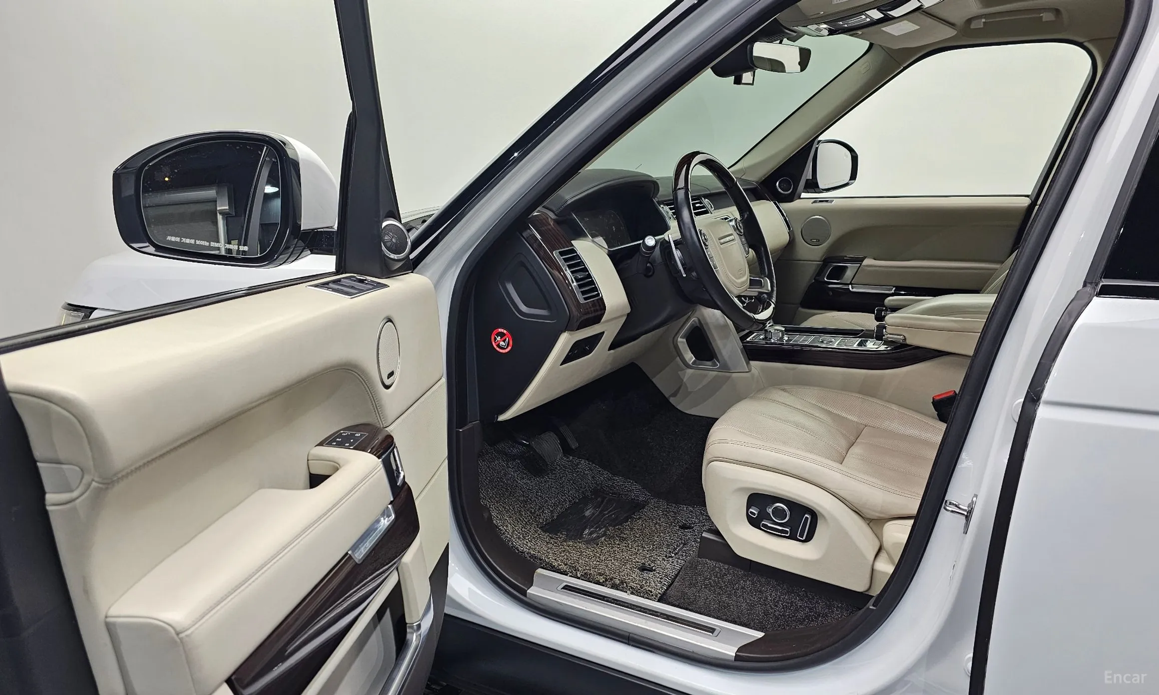 Land Rover Range Rover 4th Generation превью 10