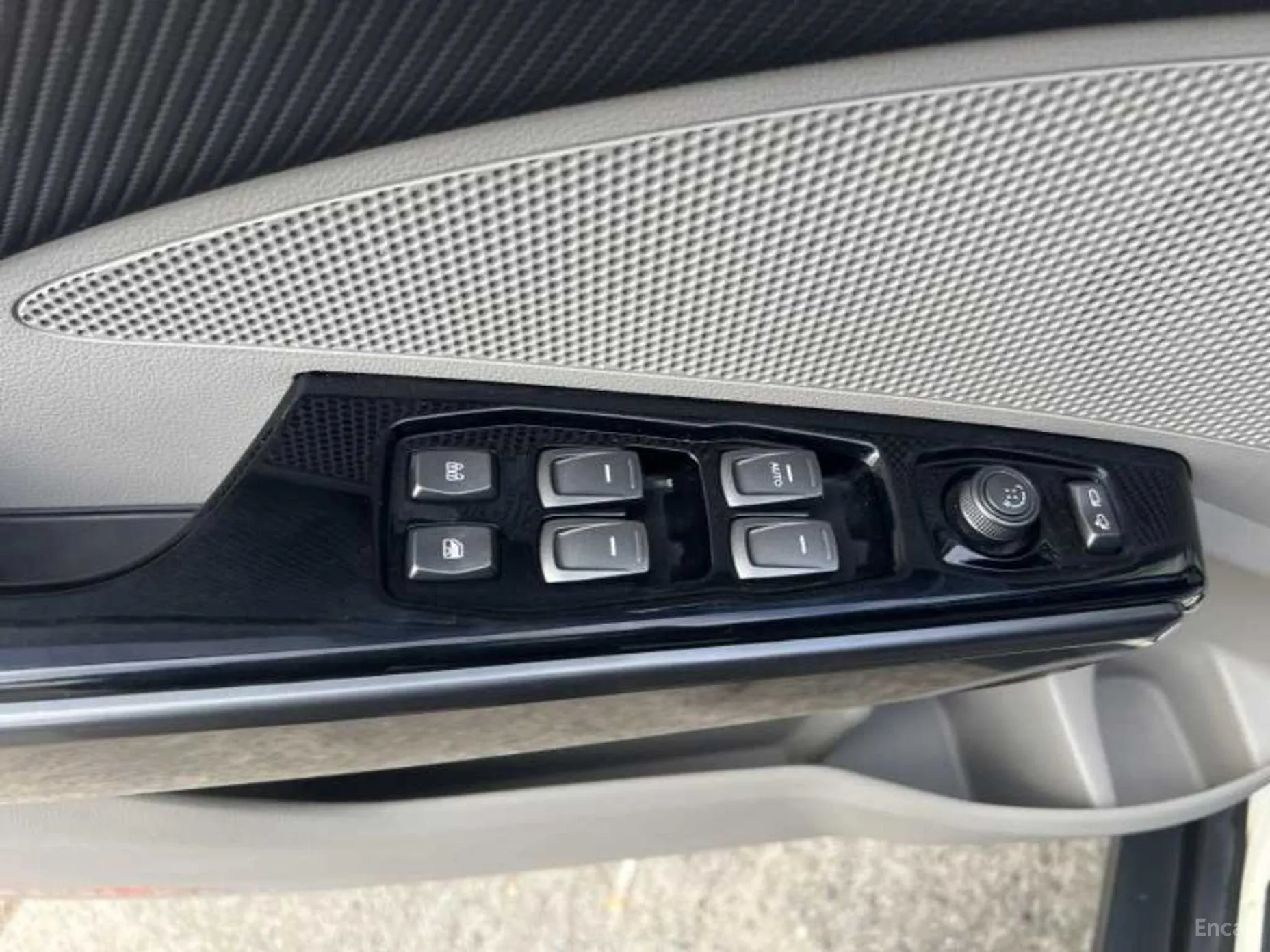 KG Mobility (SsangYong) Berry New Tivoli превью 14