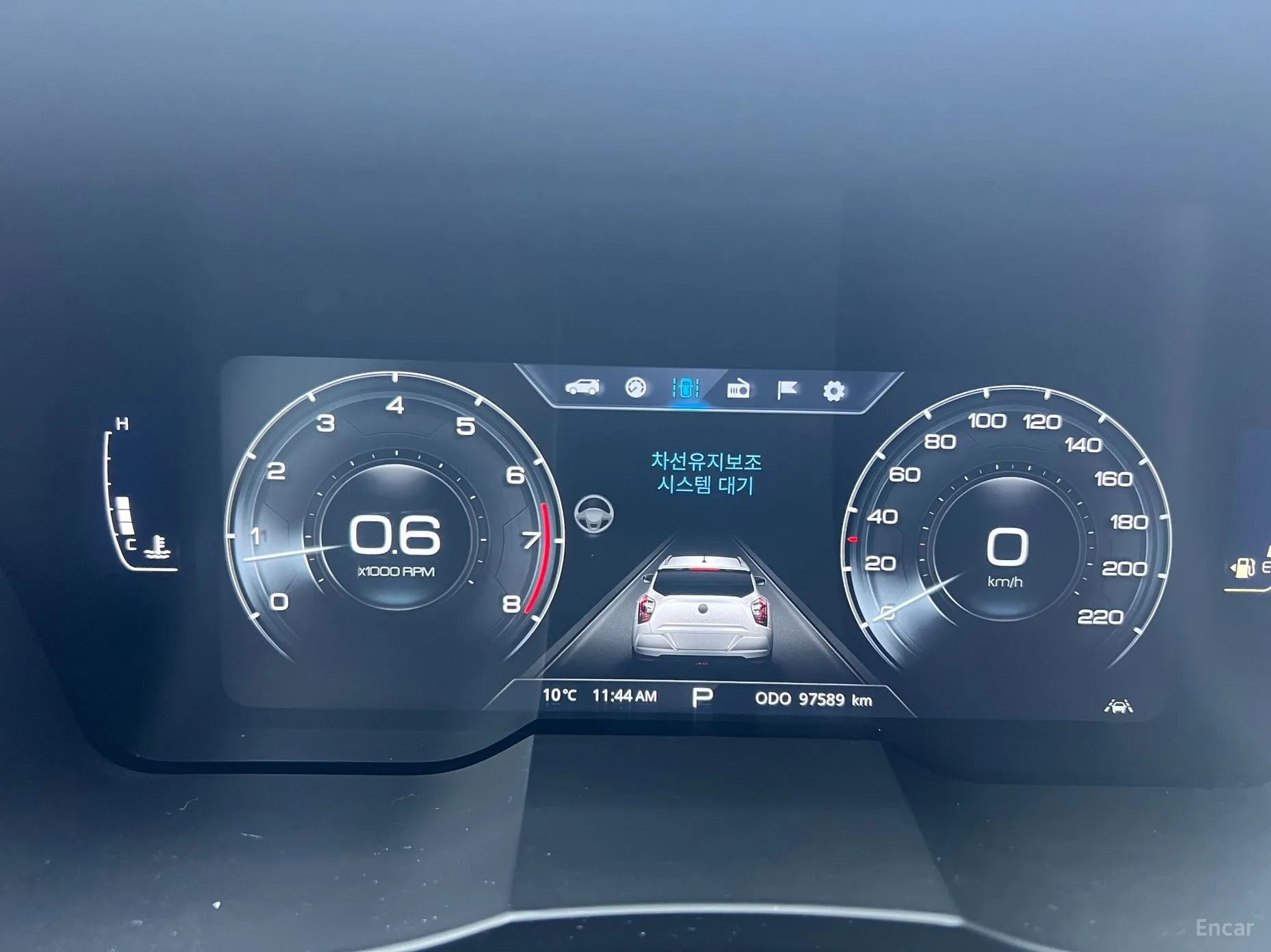 KG Mobility (SsangYong) Berry New Tivoli превью 2
