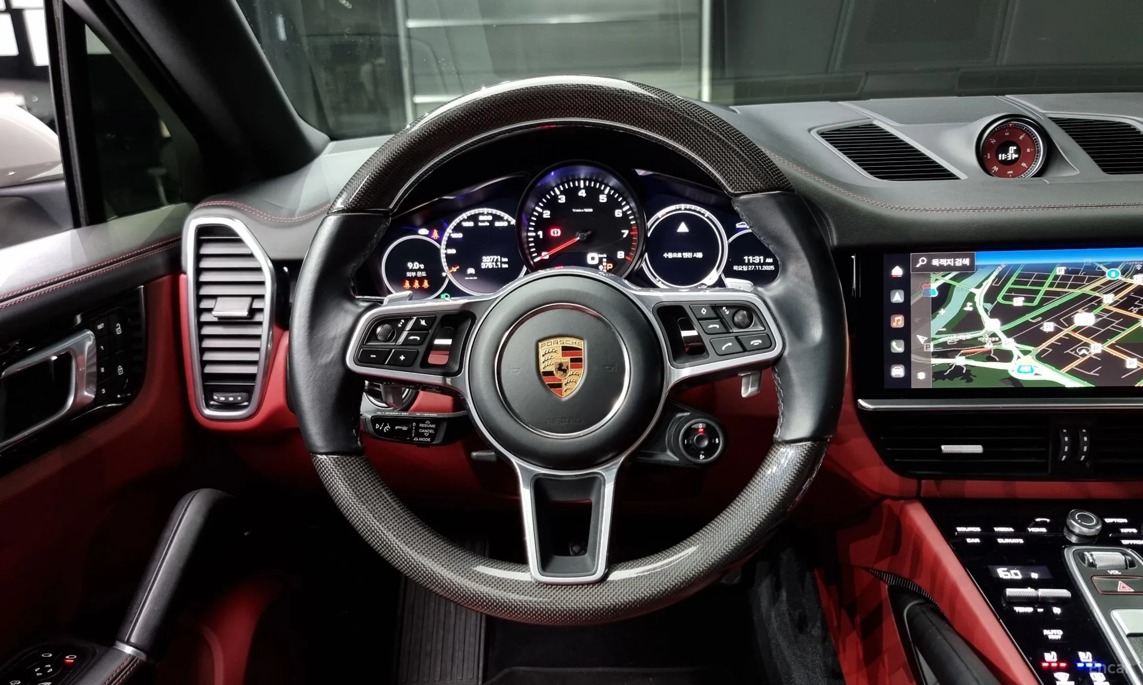 Porsche Cayenne (PO536) превью 13