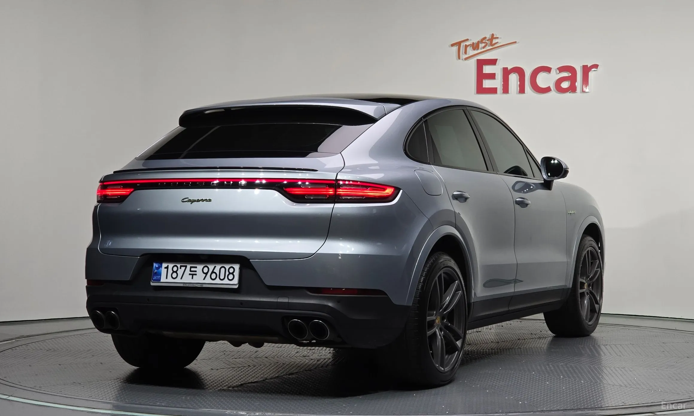 Porsche Cayenne (PO536) превью 2