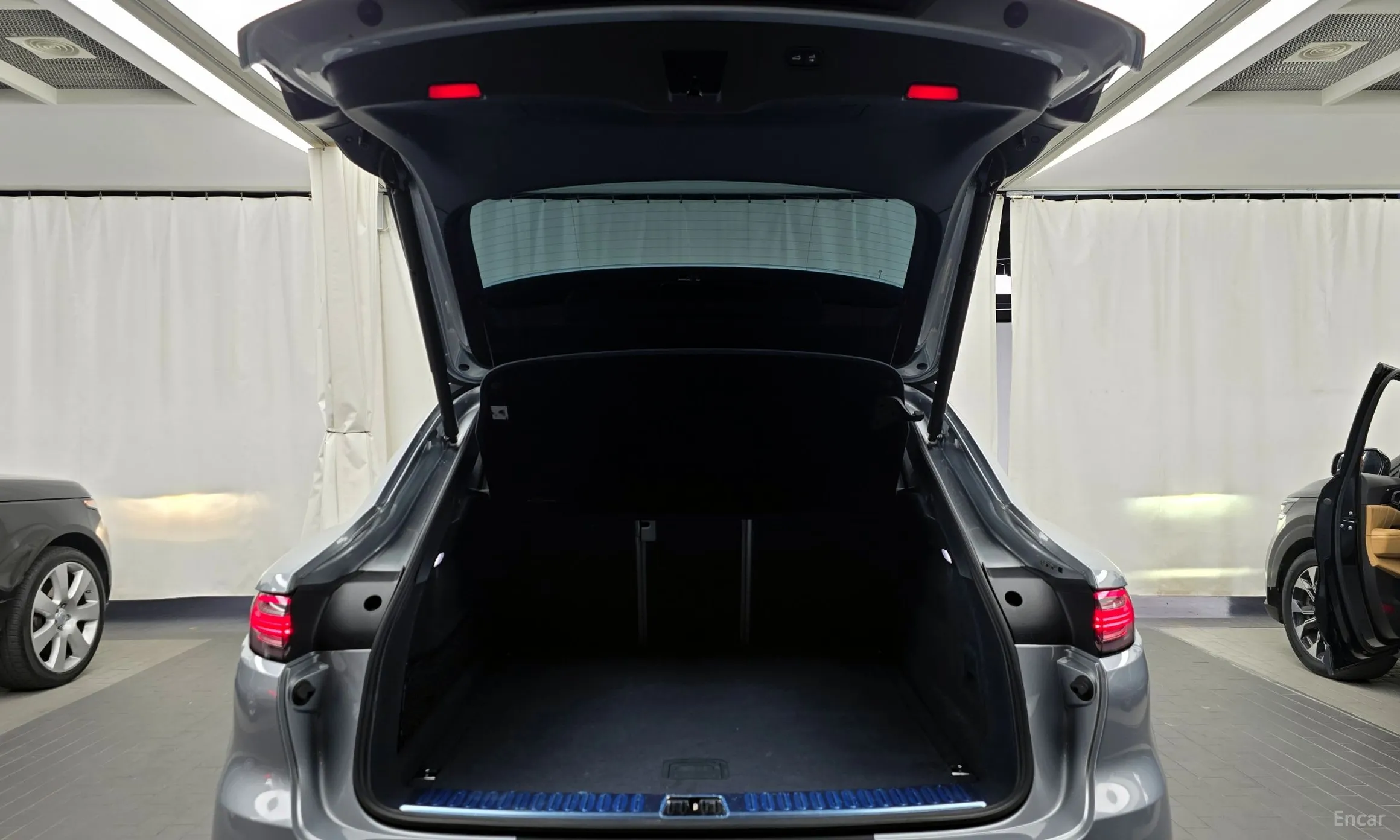 Porsche Cayenne (PO536) превью 20