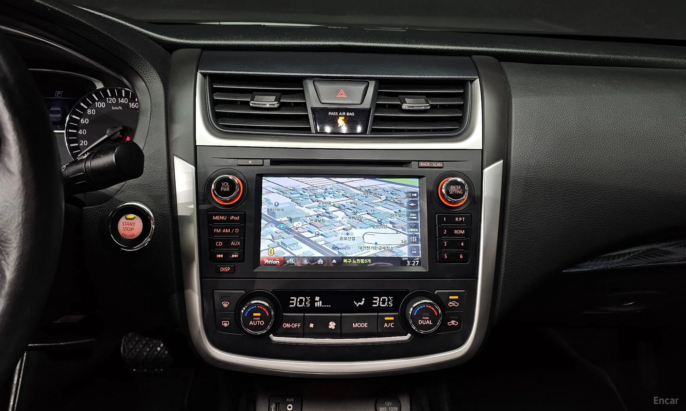 Nissan Altima превью 15