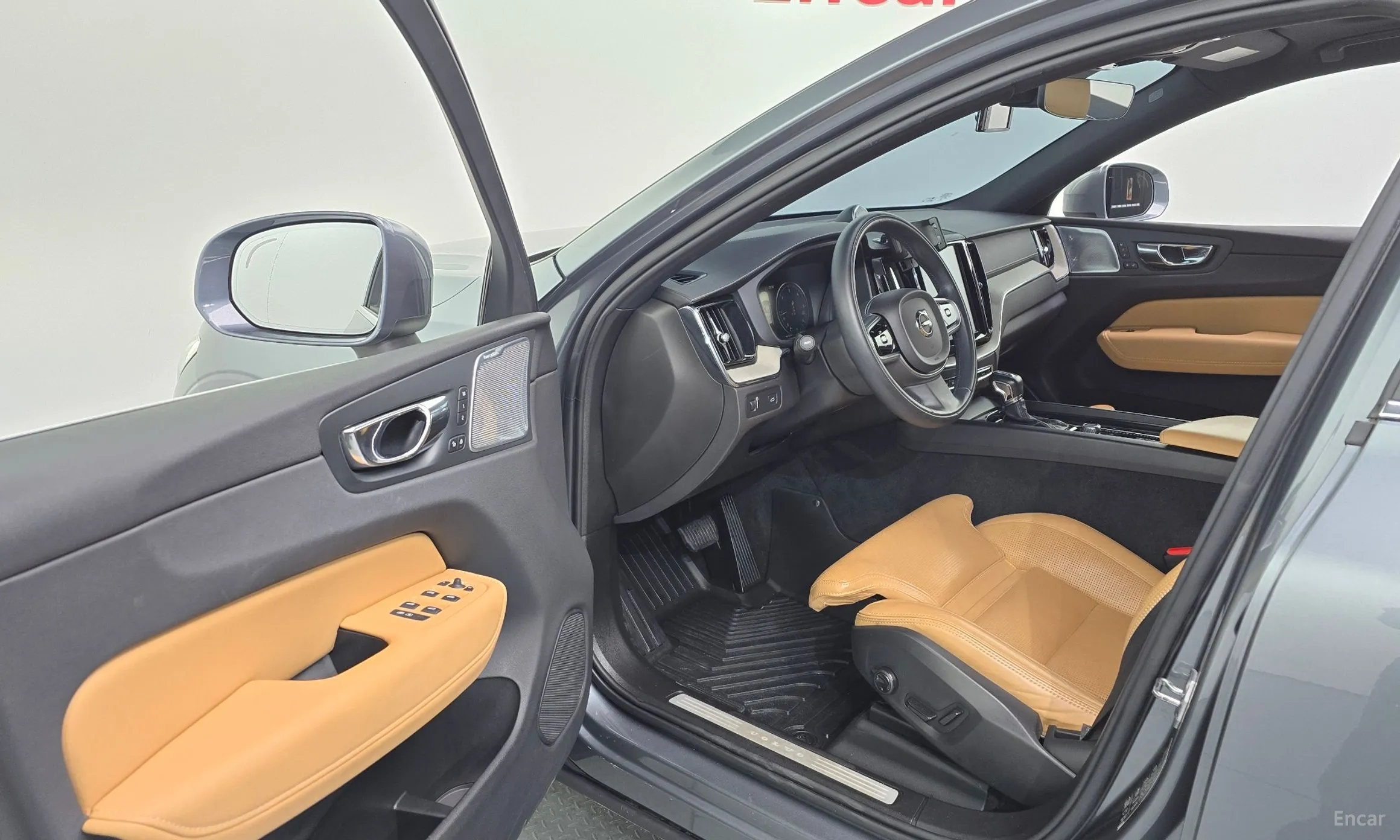 Volvo XC60 Gen 2 превью 10