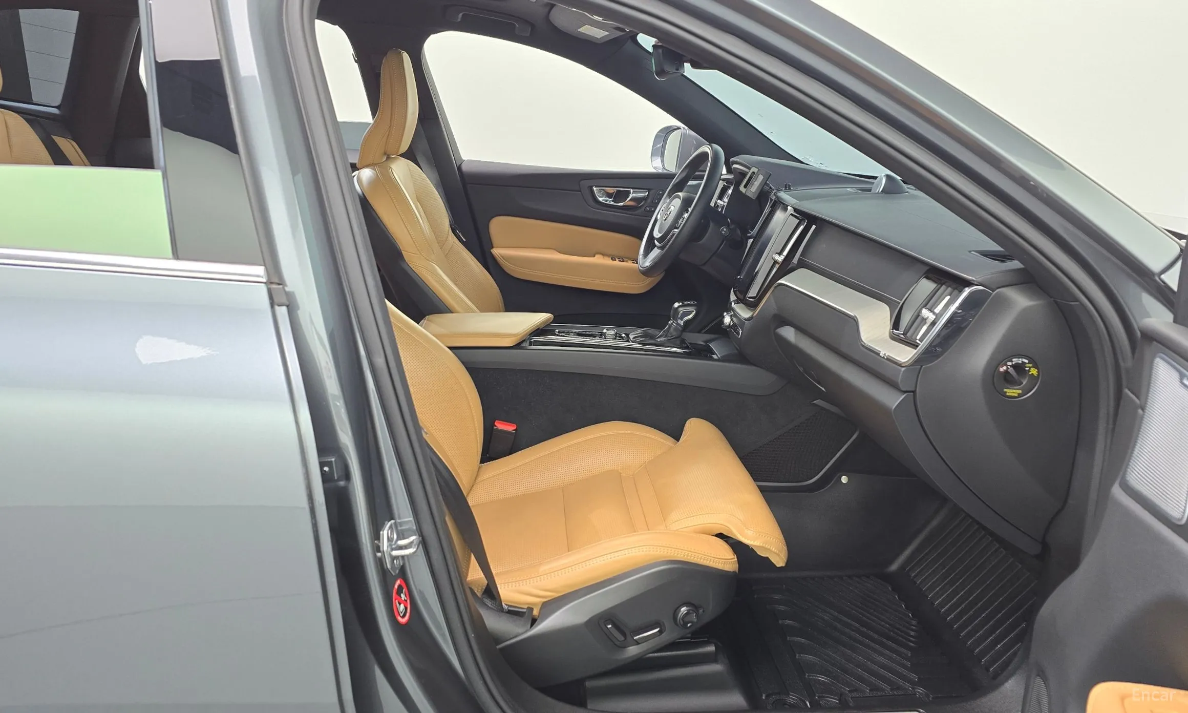 Volvo XC60 Gen 2 превью 11
