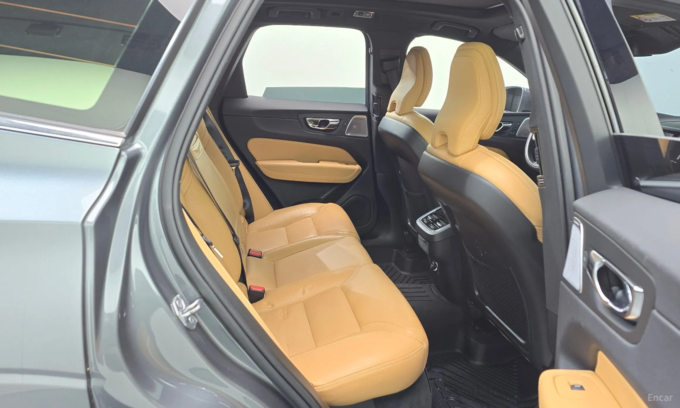 Volvo XC60 Gen 2 превью 12
