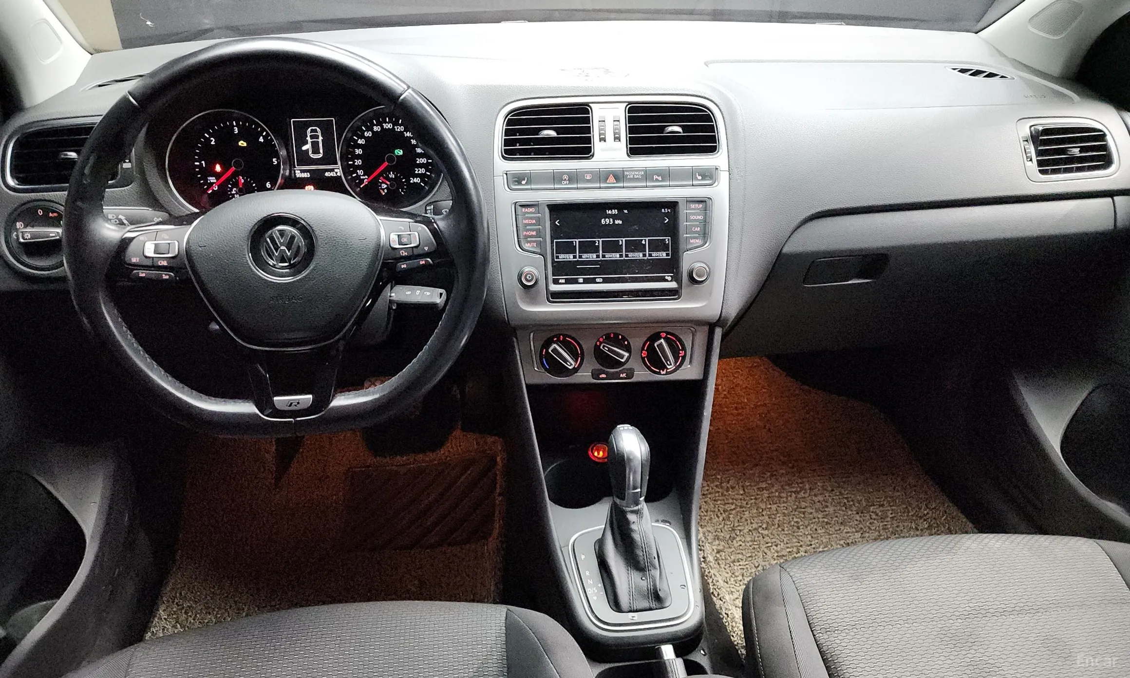 Volkswagen Polo превью 7