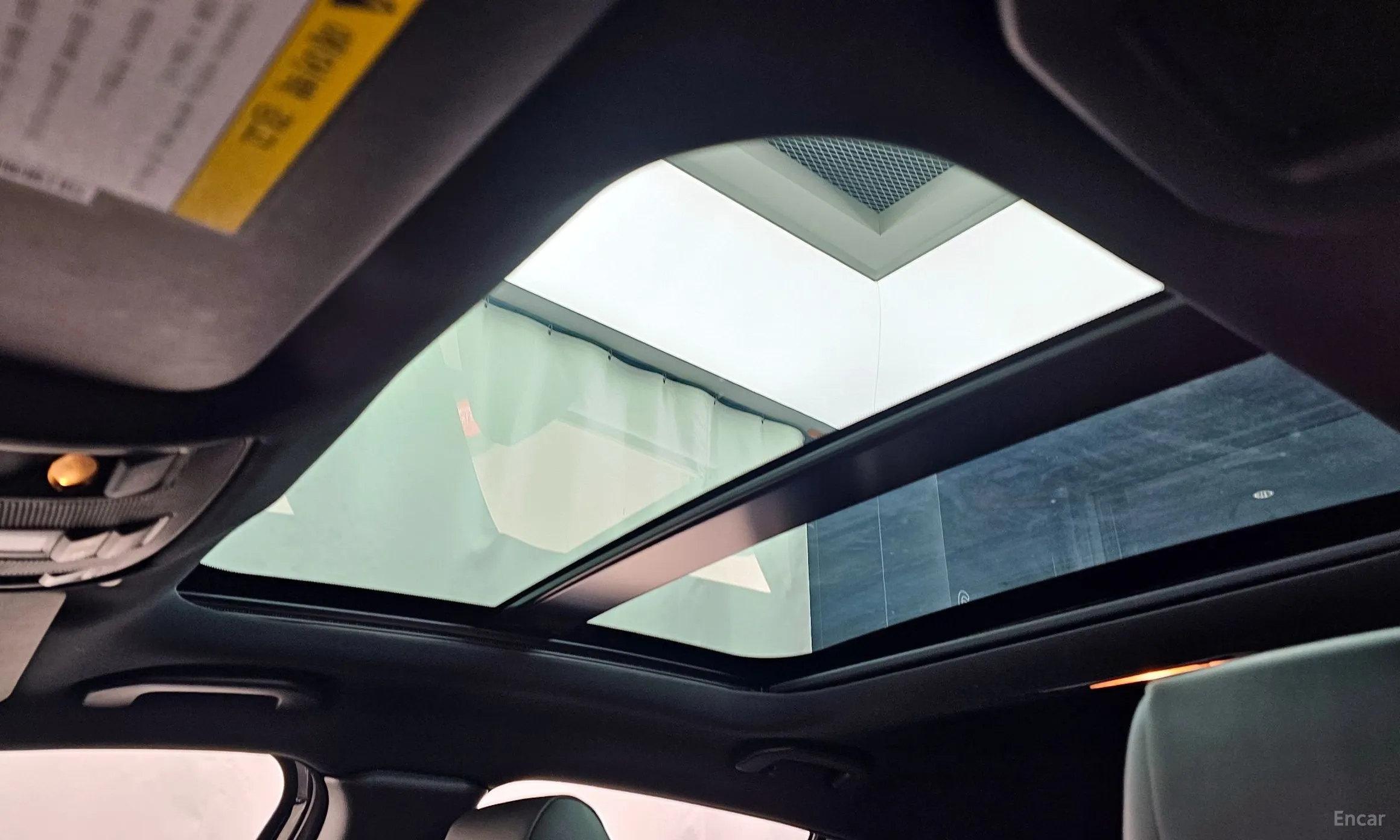 Infiniti Q30 превью 19